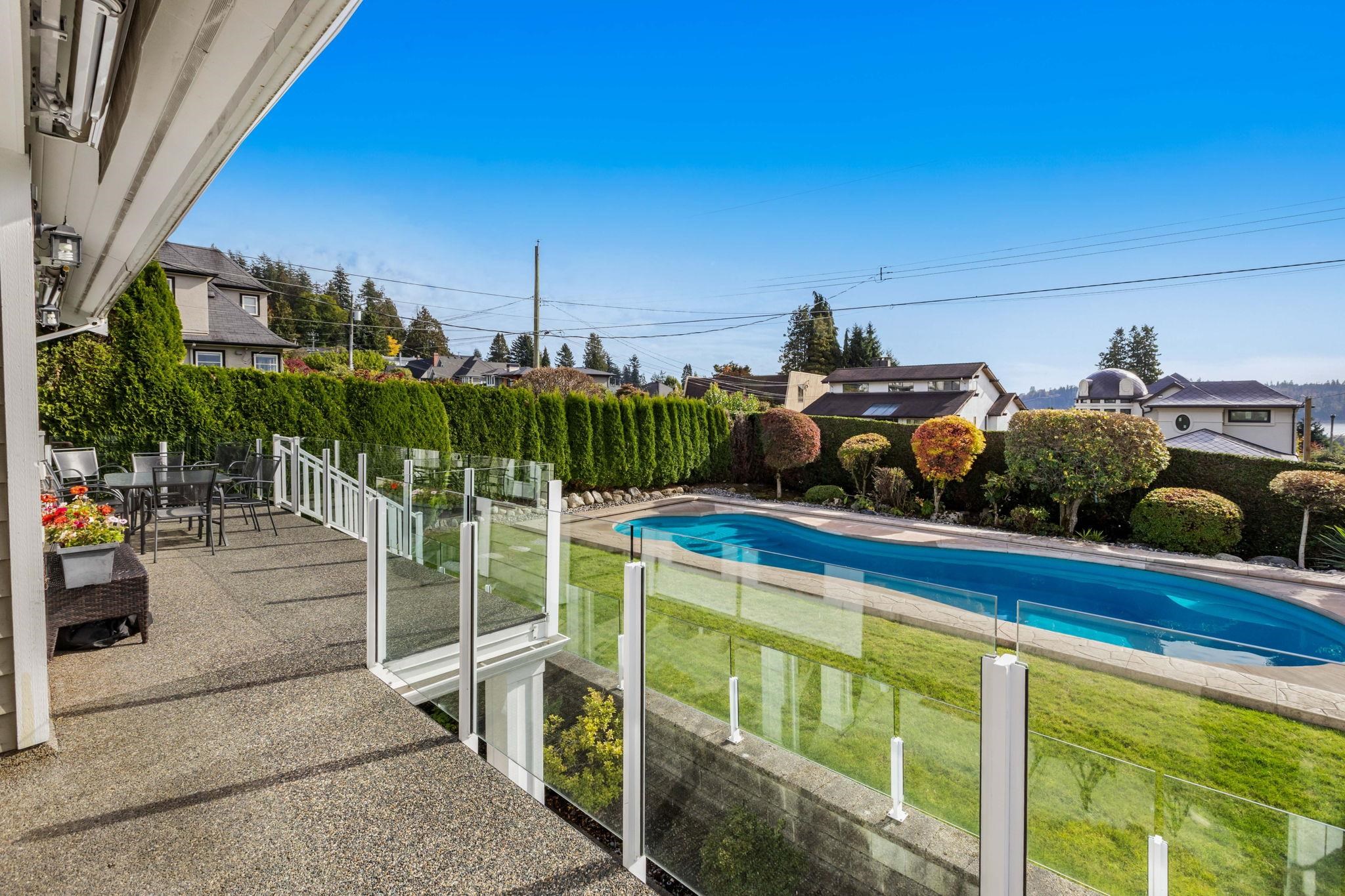 Listing image of 1197 FULTON AVENUE