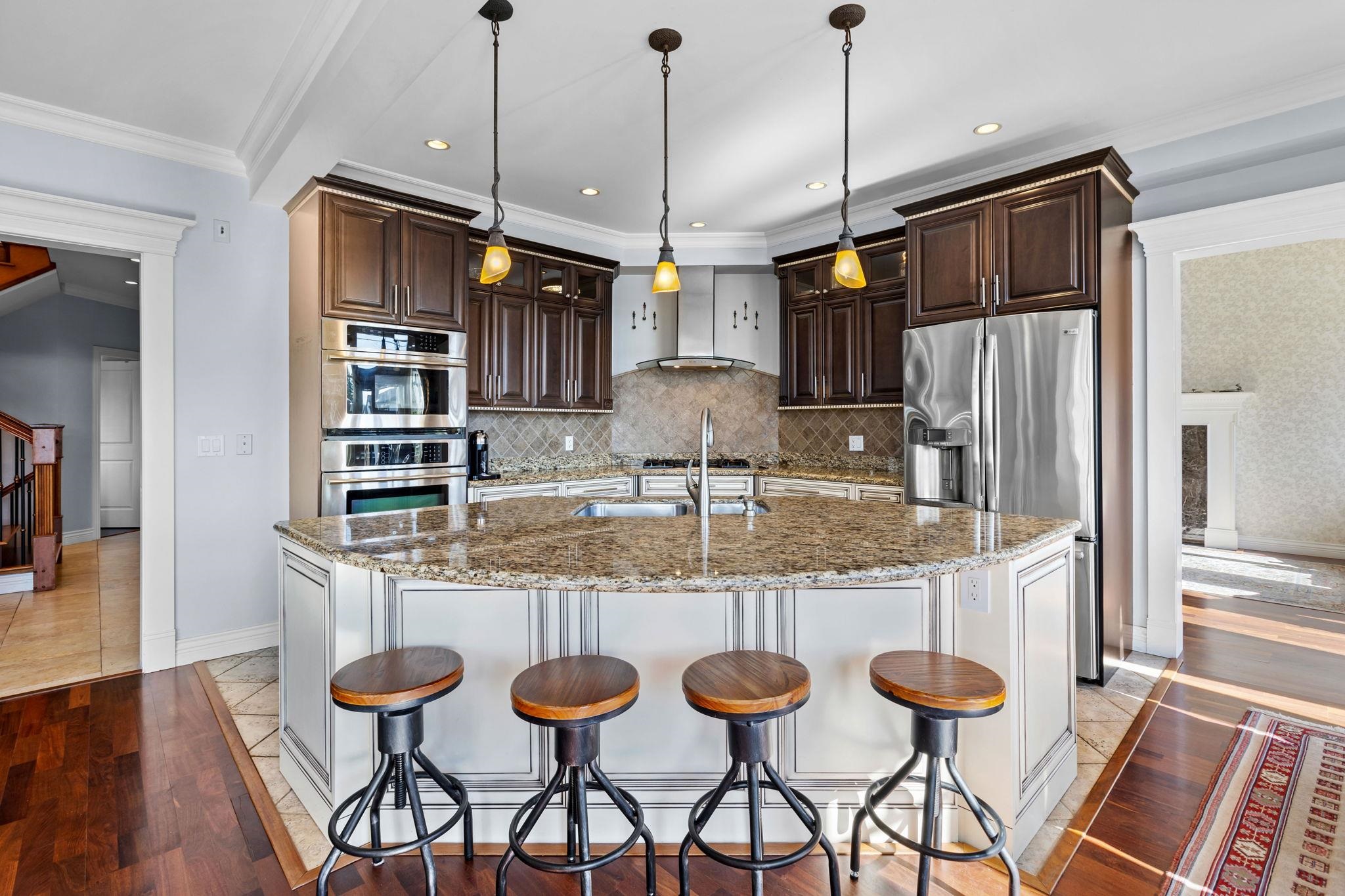 Listing image of 1197 FULTON AVENUE