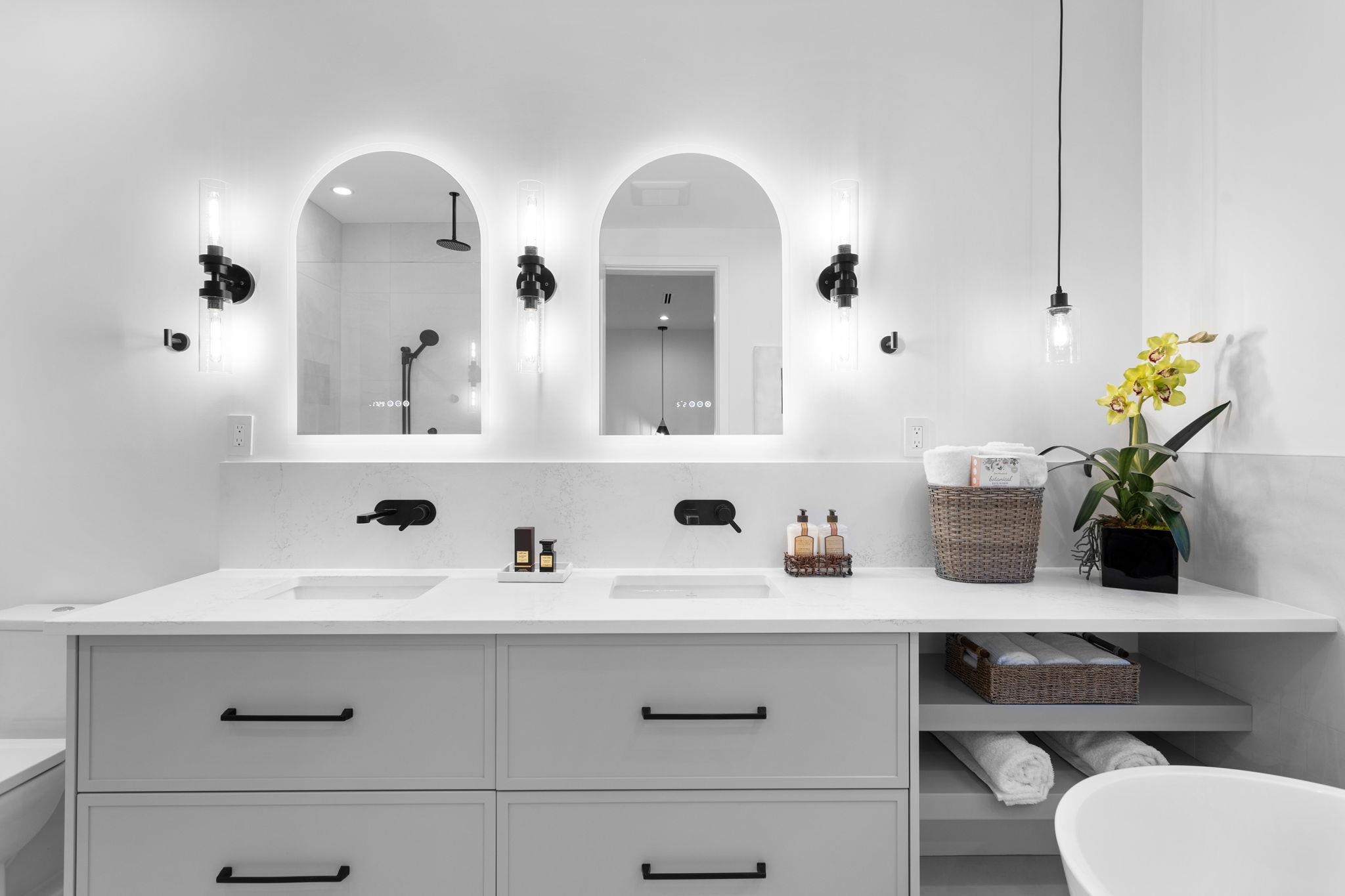 Listing image of 1204 GLADSTONE AVENUE