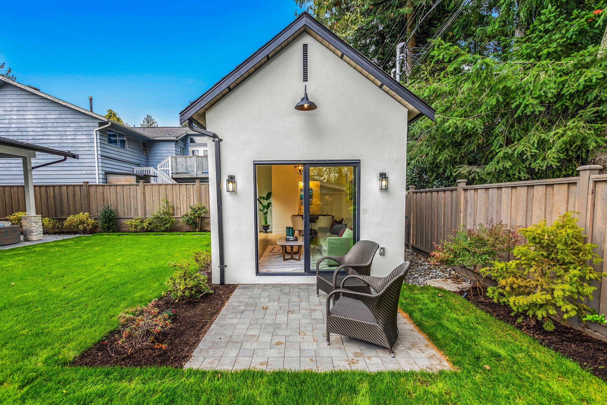 Listing image of 1204 GLADSTONE AVENUE