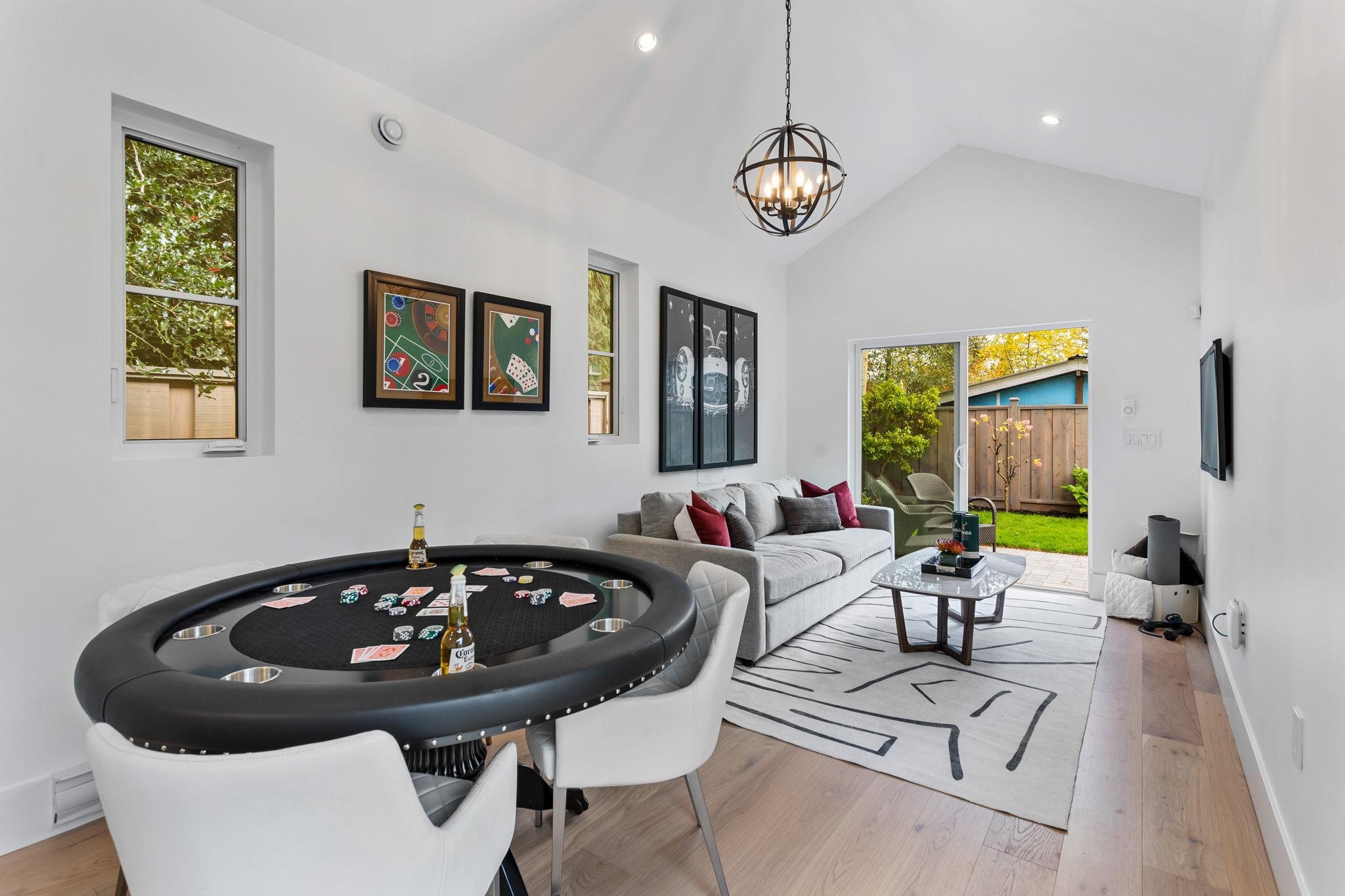 Listing image of 1204 GLADSTONE AVENUE