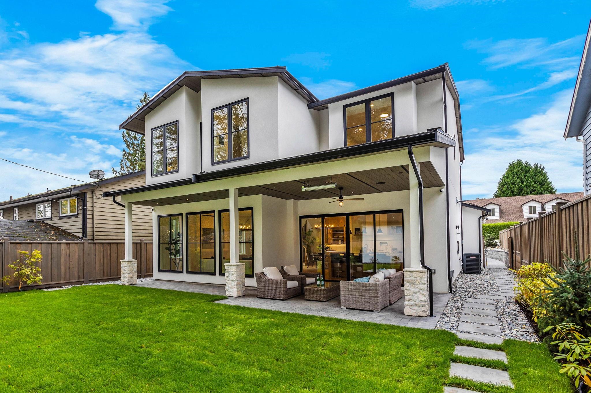 Listing image of 1204 GLADSTONE AVENUE