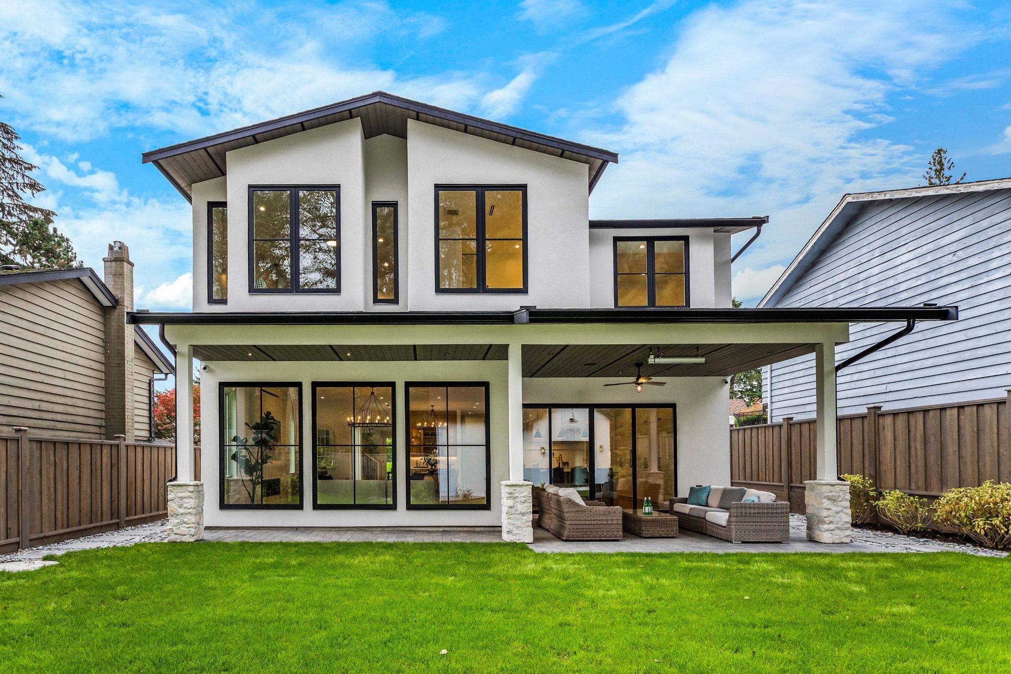 Listing image of 1204 GLADSTONE AVENUE