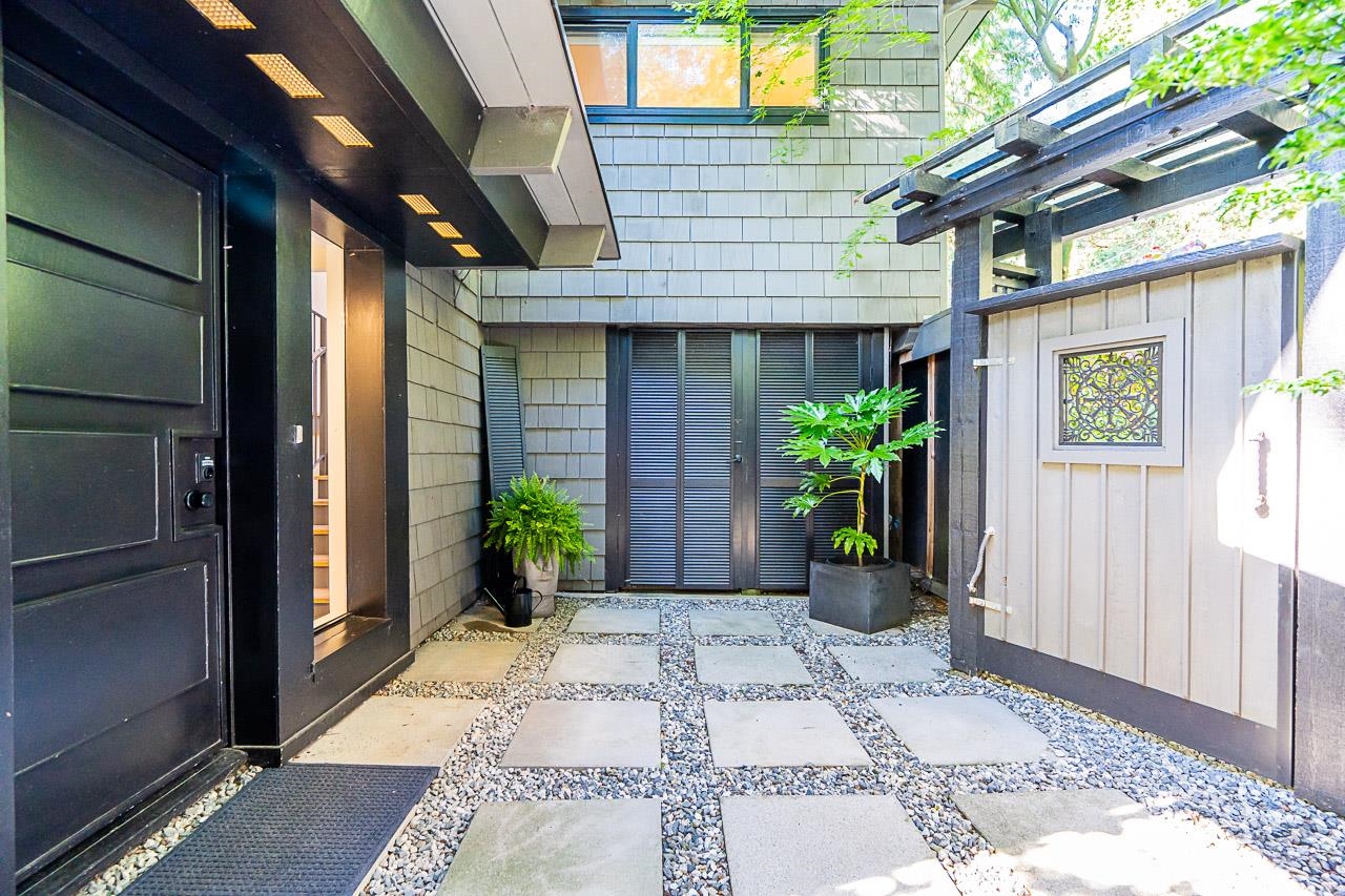 Listing image of 6070 MARINE DRIVE