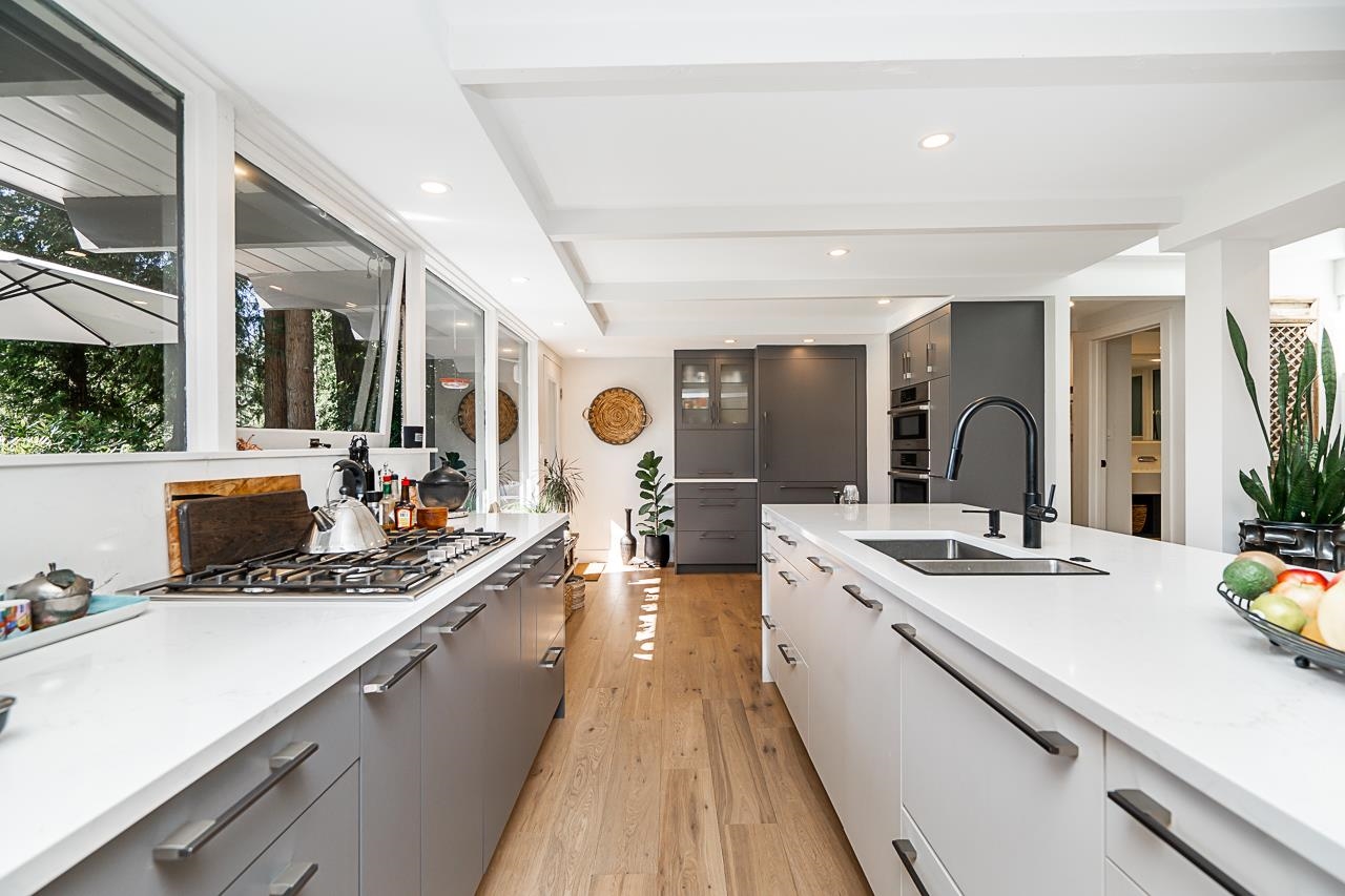 Listing image of 6070 MARINE DRIVE
