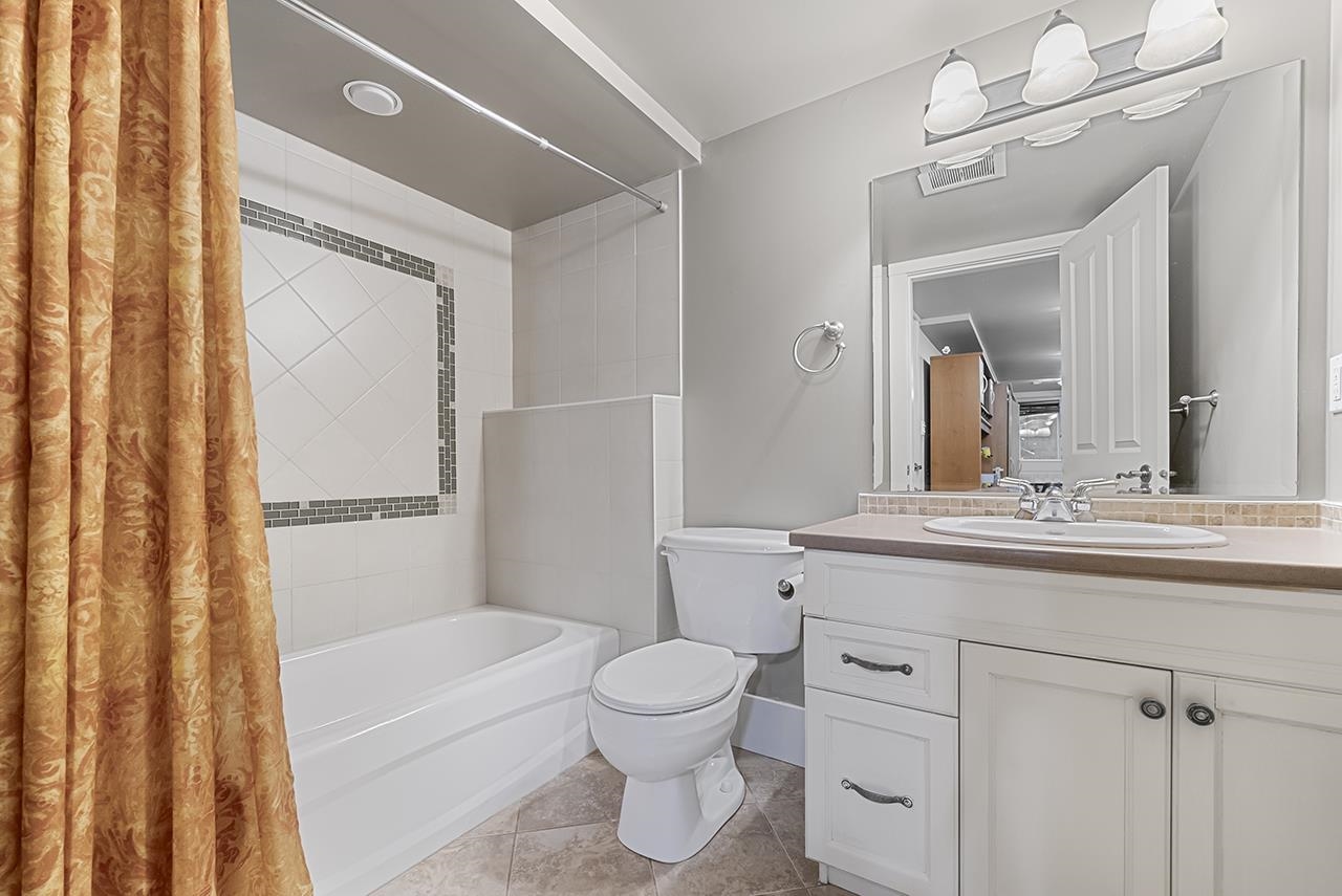 Listing image of 3420 ANNE MACDONALD WAY