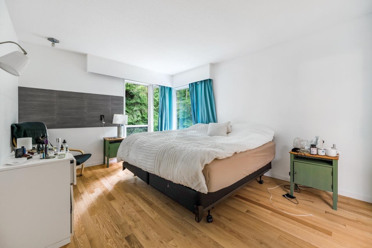 Listing image of 5344 CLIFFRIDGE AVENUE