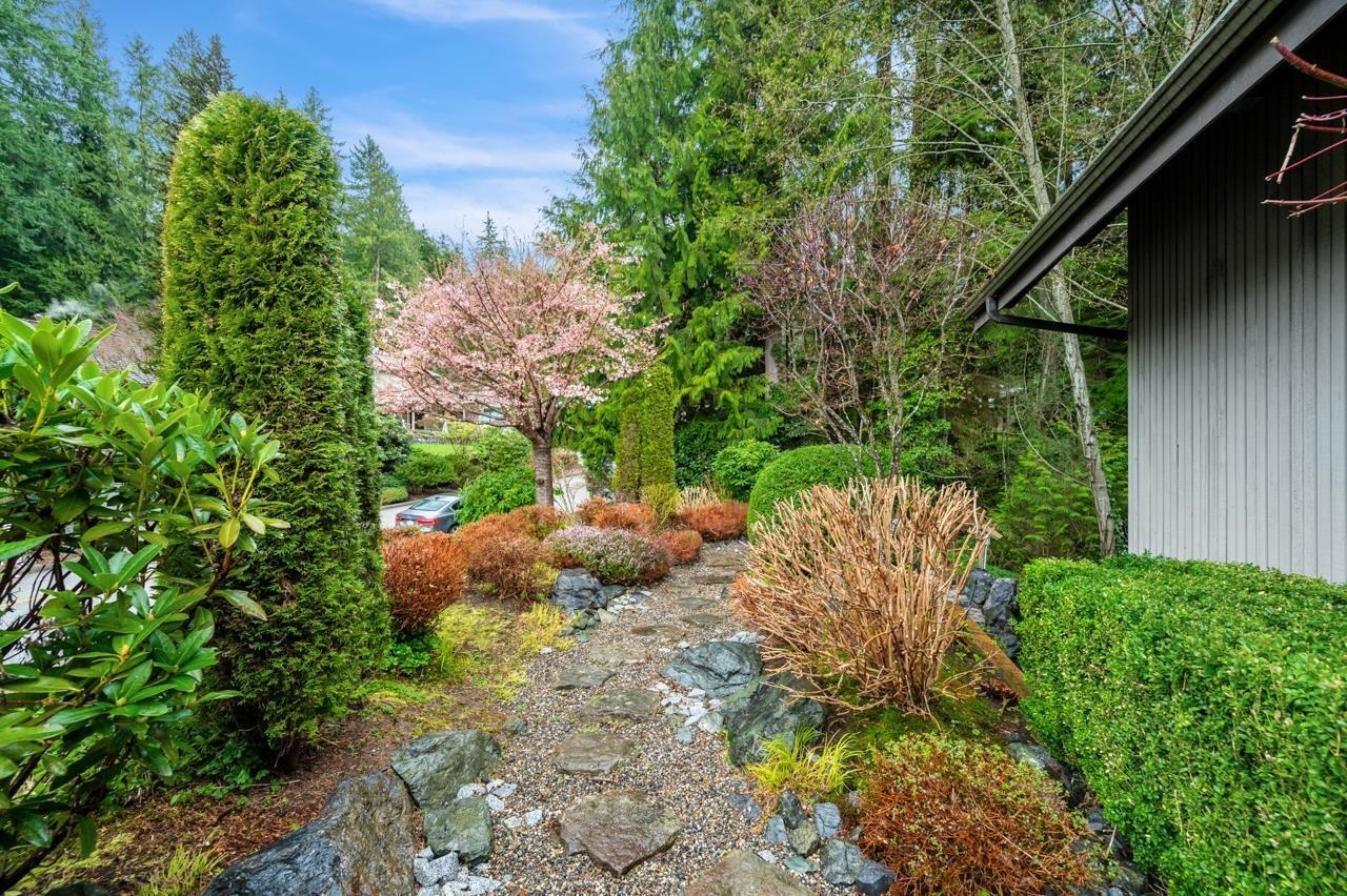 Listing image of 5344 CLIFFRIDGE AVENUE