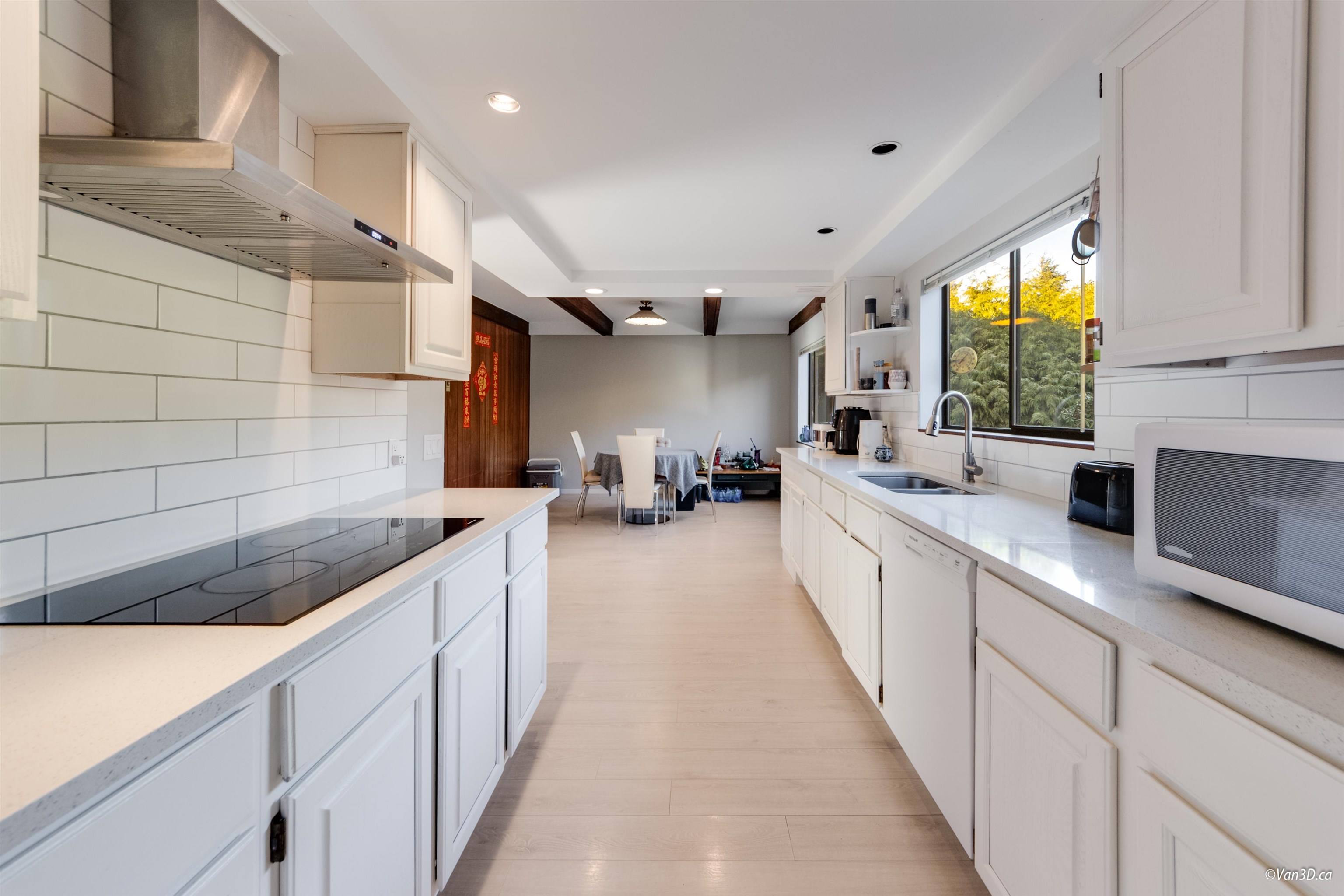 Listing image of 2317 KINGS AVENUE