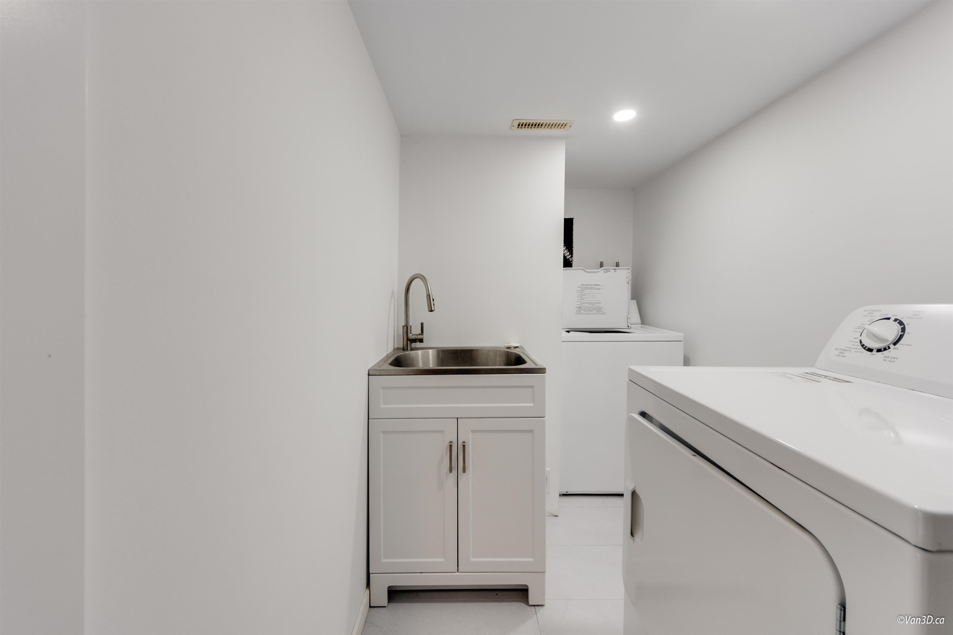 Listing image of 2317 KINGS AVENUE