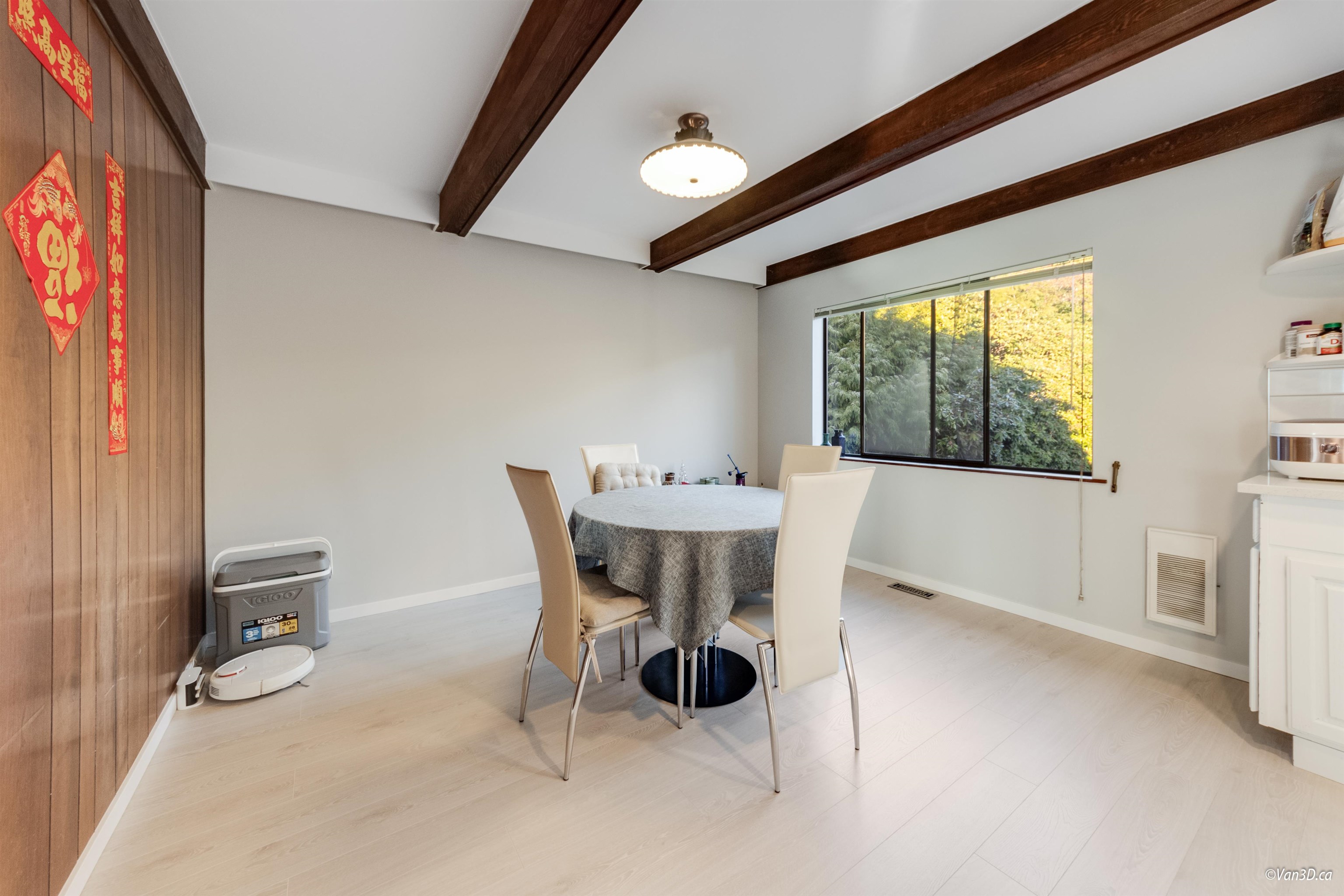 Listing image of 2317 KINGS AVENUE