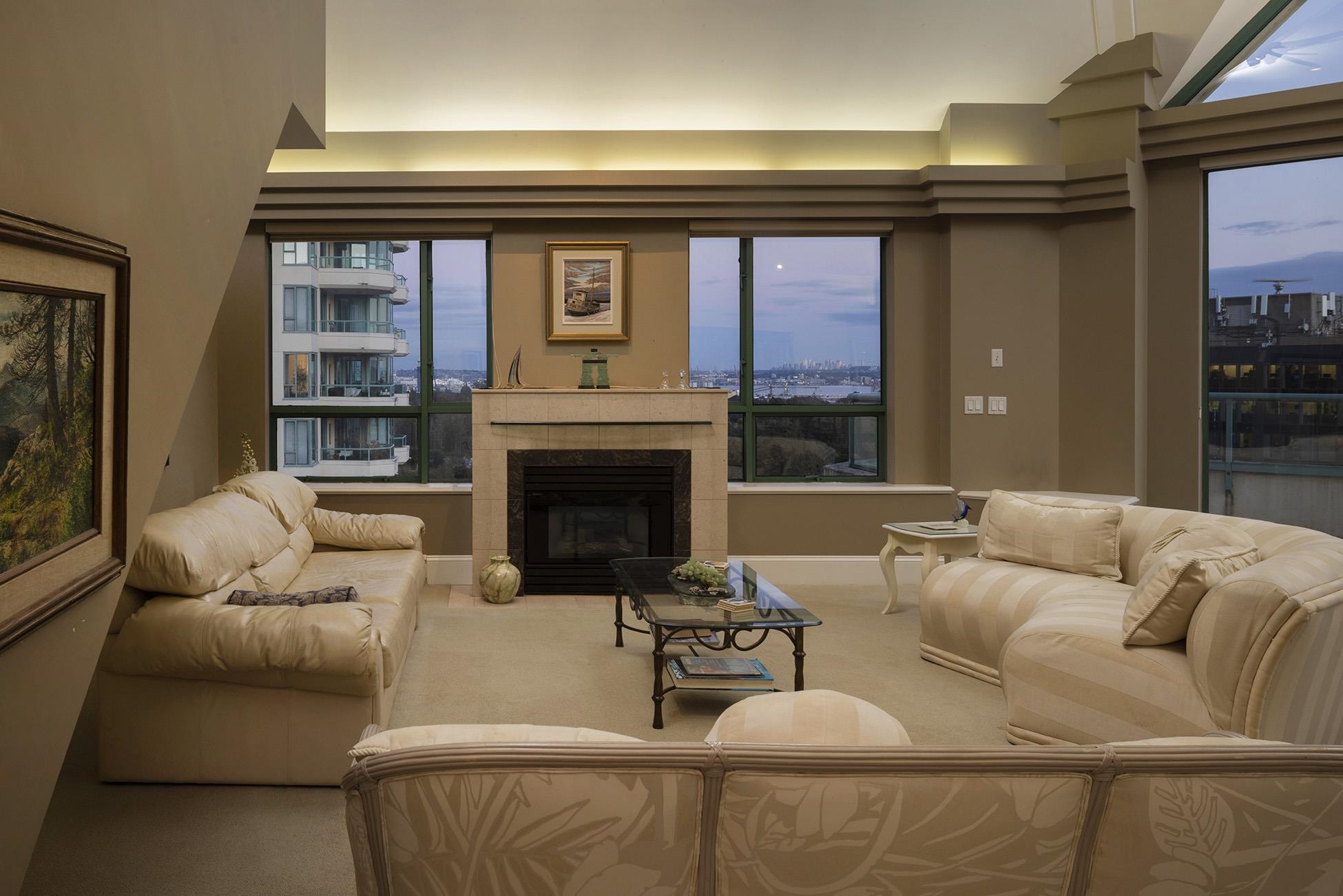 Listing image of 19A 328 TAYLOR WAY