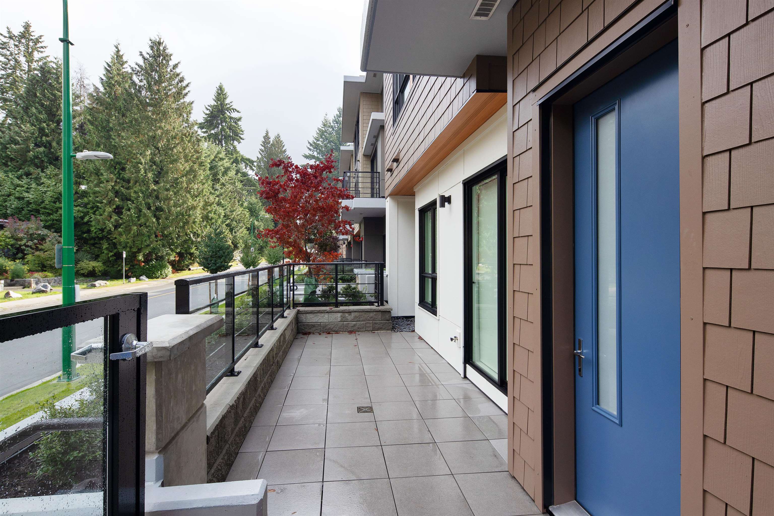 Listing image of 106 1055 RIDGEWOOD DRIVE