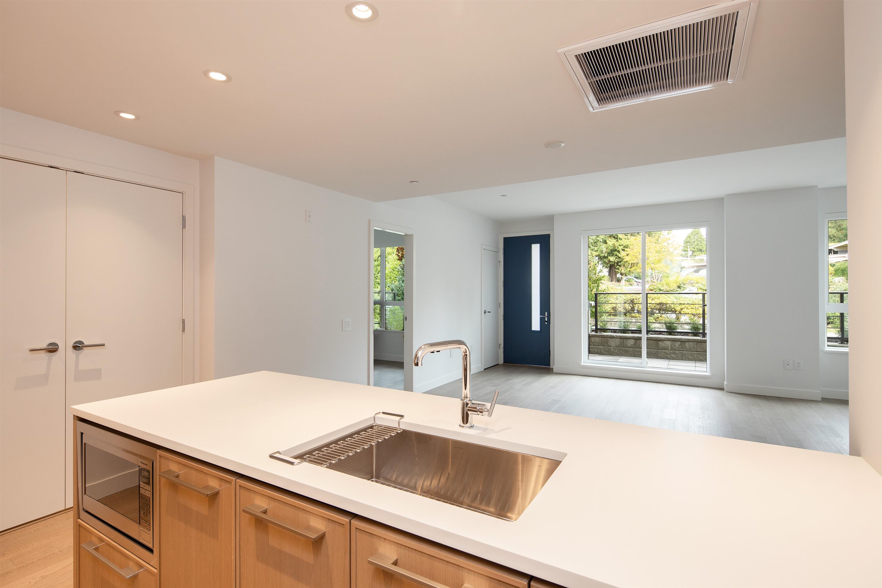 Listing image of 106 1055 RIDGEWOOD DRIVE