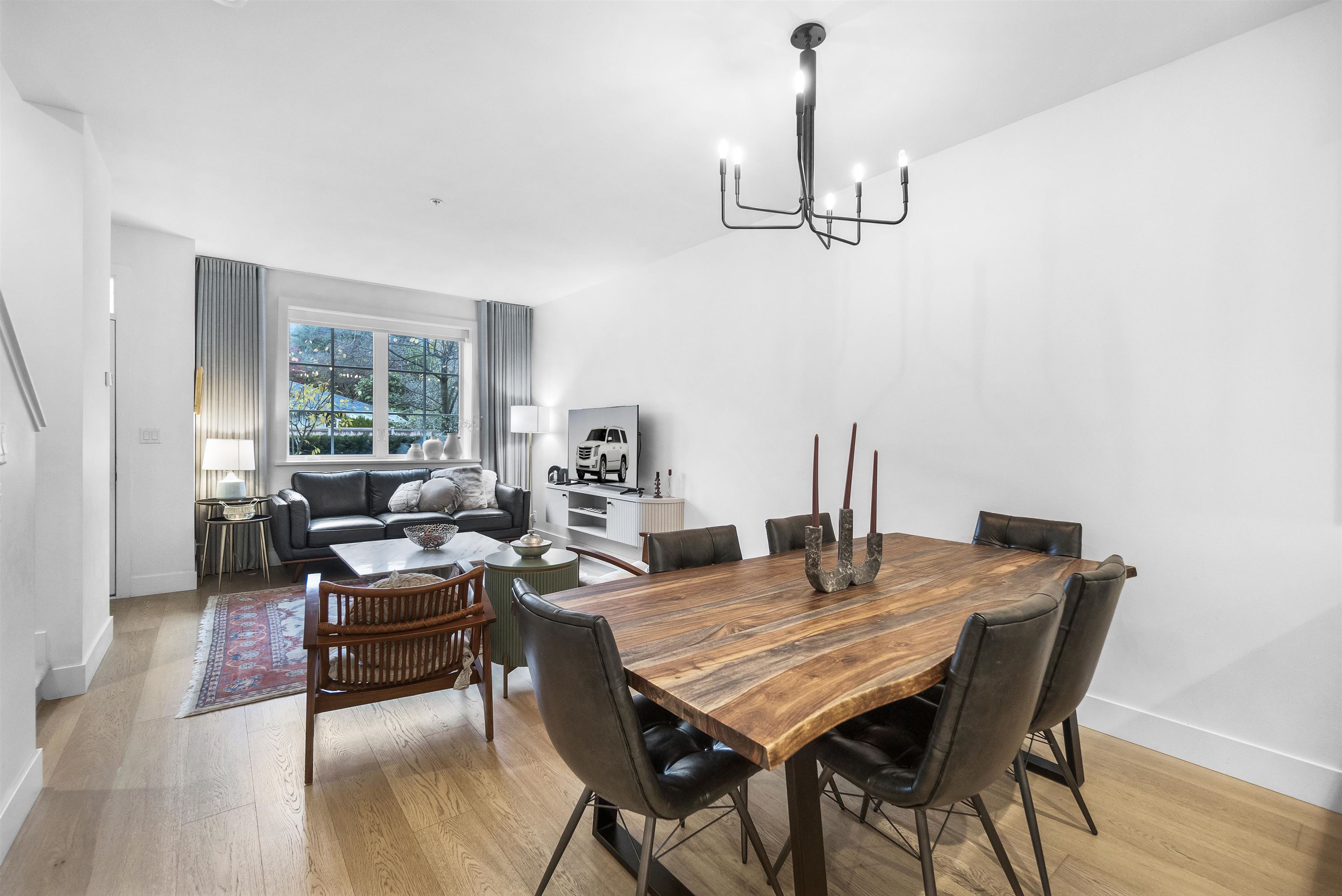 Listing image of 5 1133 RIDGEWOOD DRIVE