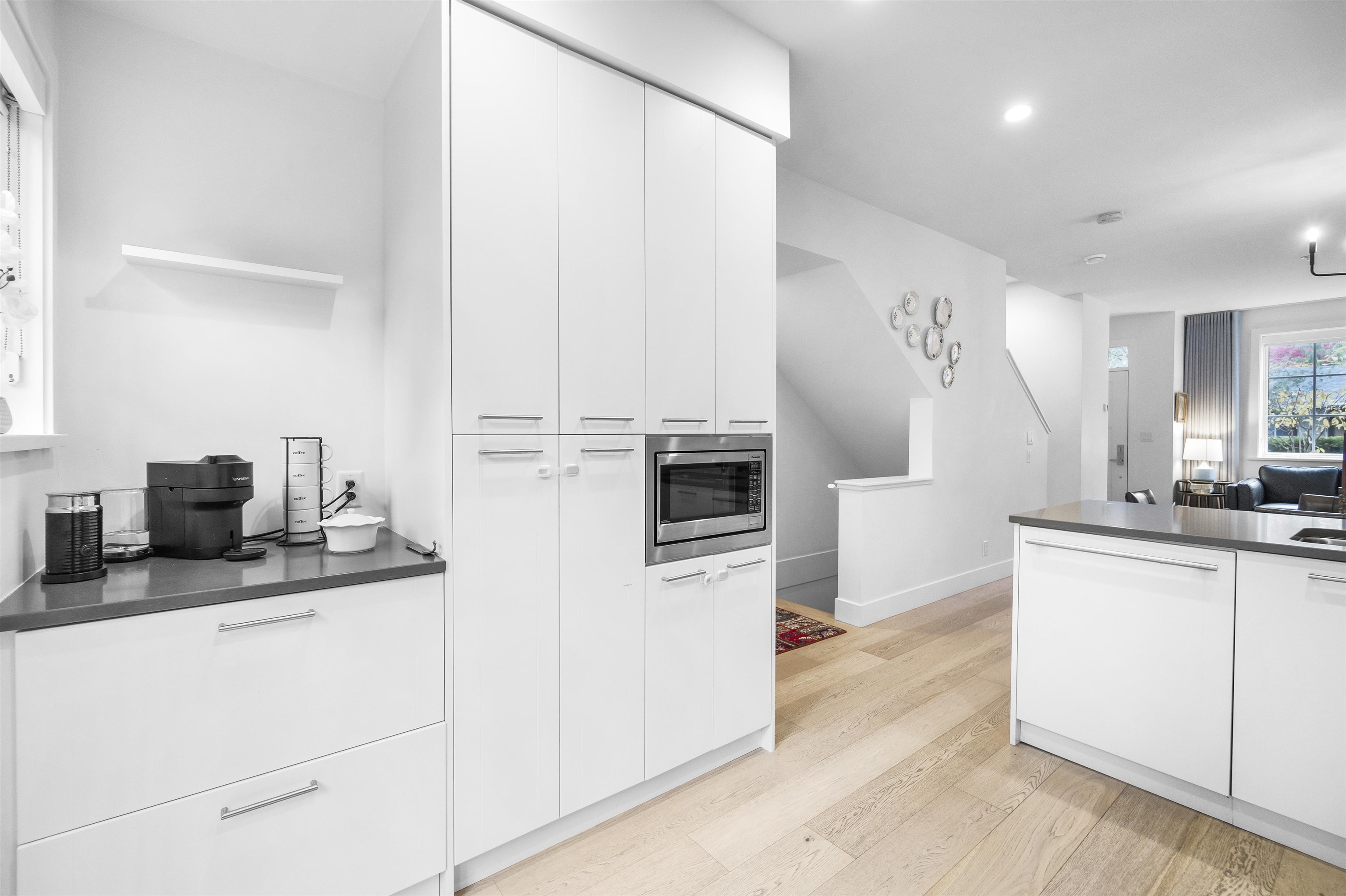 Listing image of 5 1133 RIDGEWOOD DRIVE