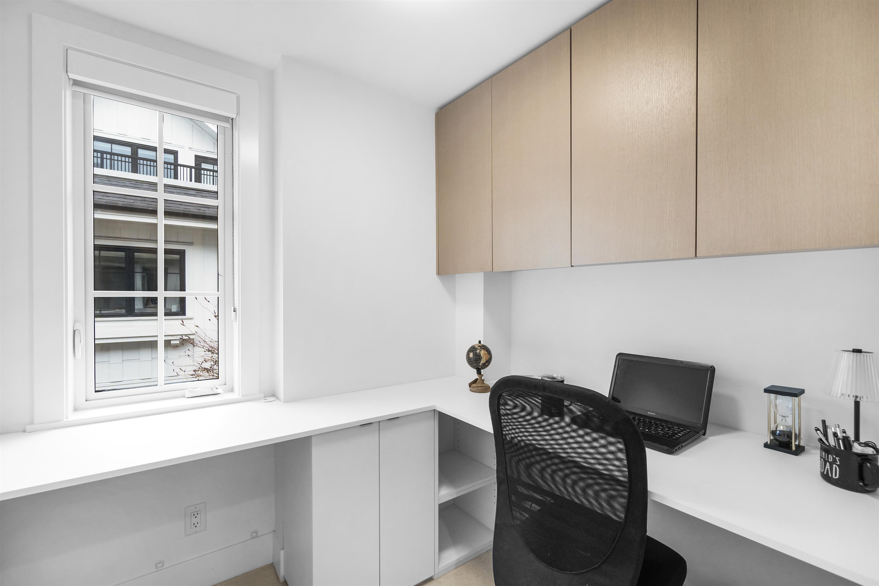 Listing image of 5 1133 RIDGEWOOD DRIVE