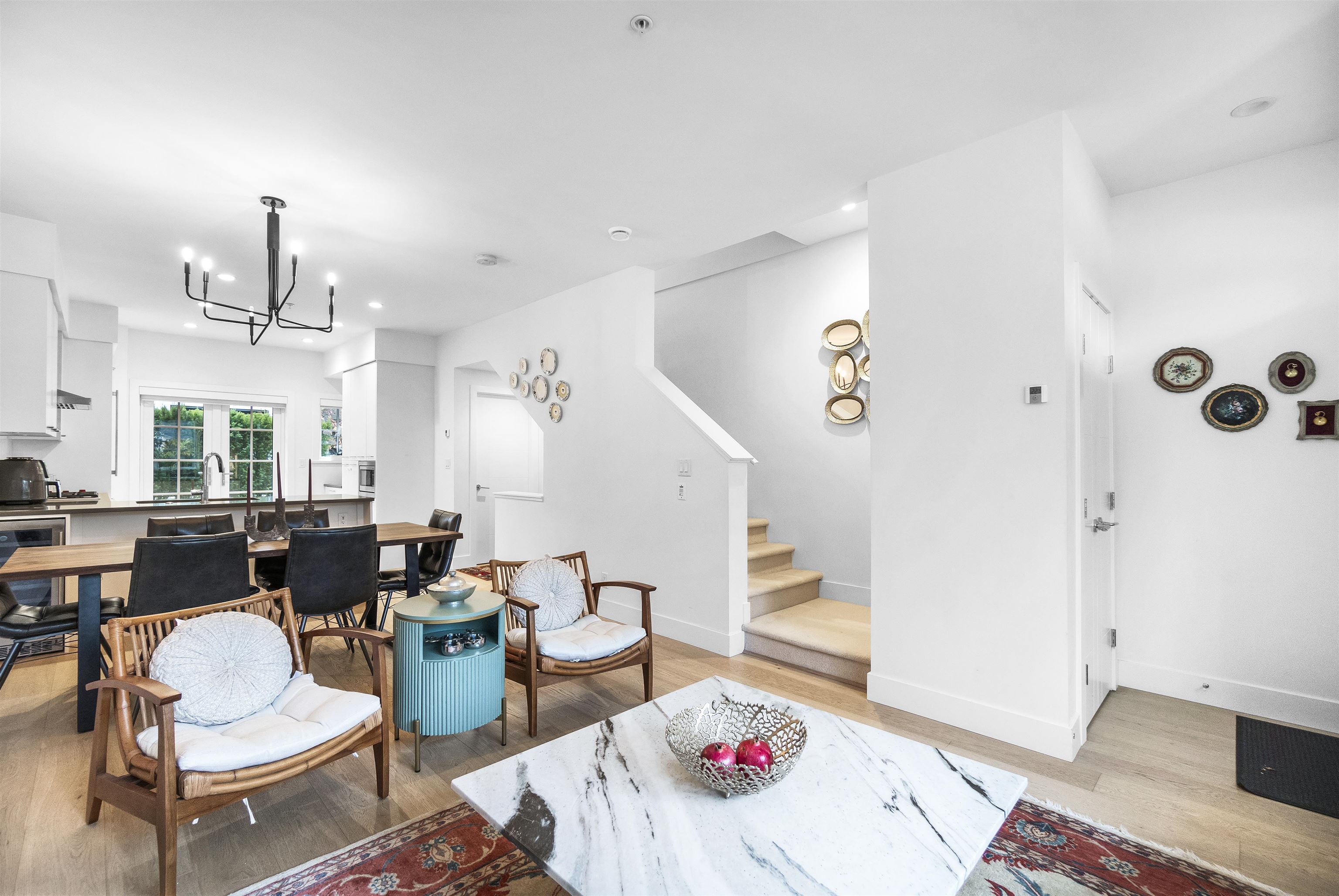 Listing image of 5 1133 RIDGEWOOD DRIVE