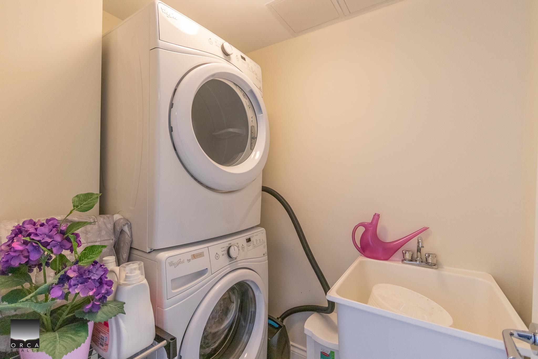 Listing image of 401 199 VICTORY SHIP WAY