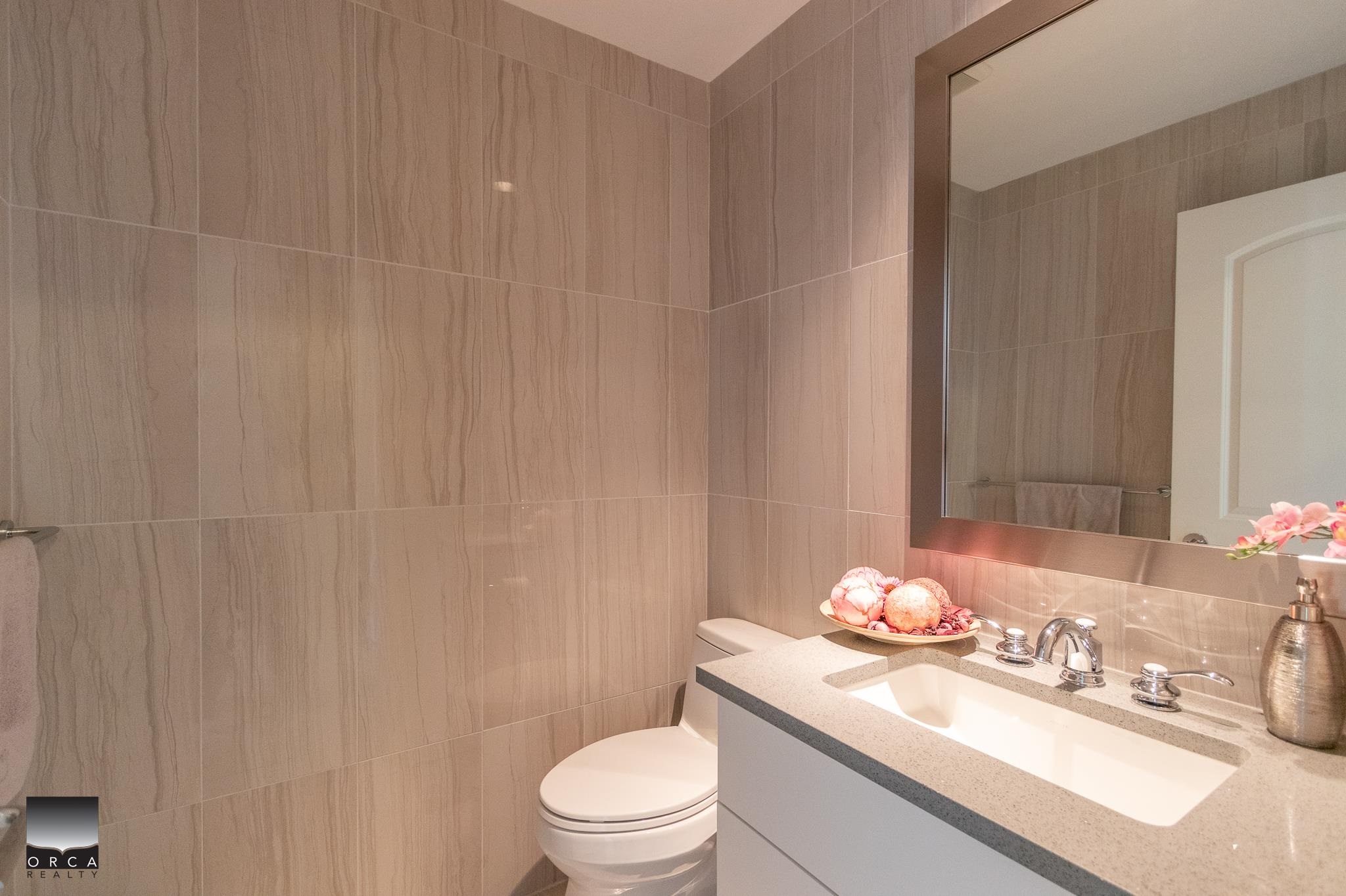 Listing image of 401 199 VICTORY SHIP WAY