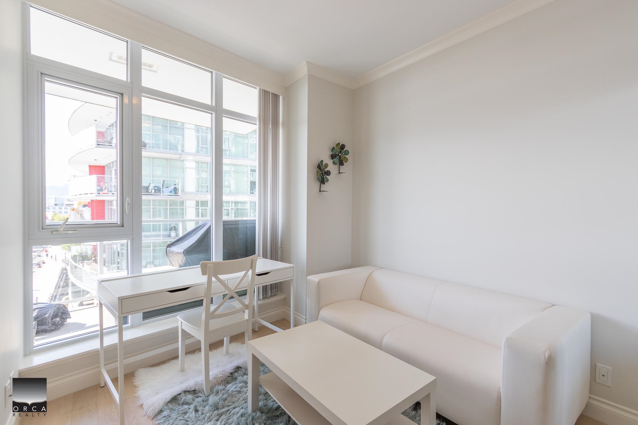 Listing image of 401 199 VICTORY SHIP WAY