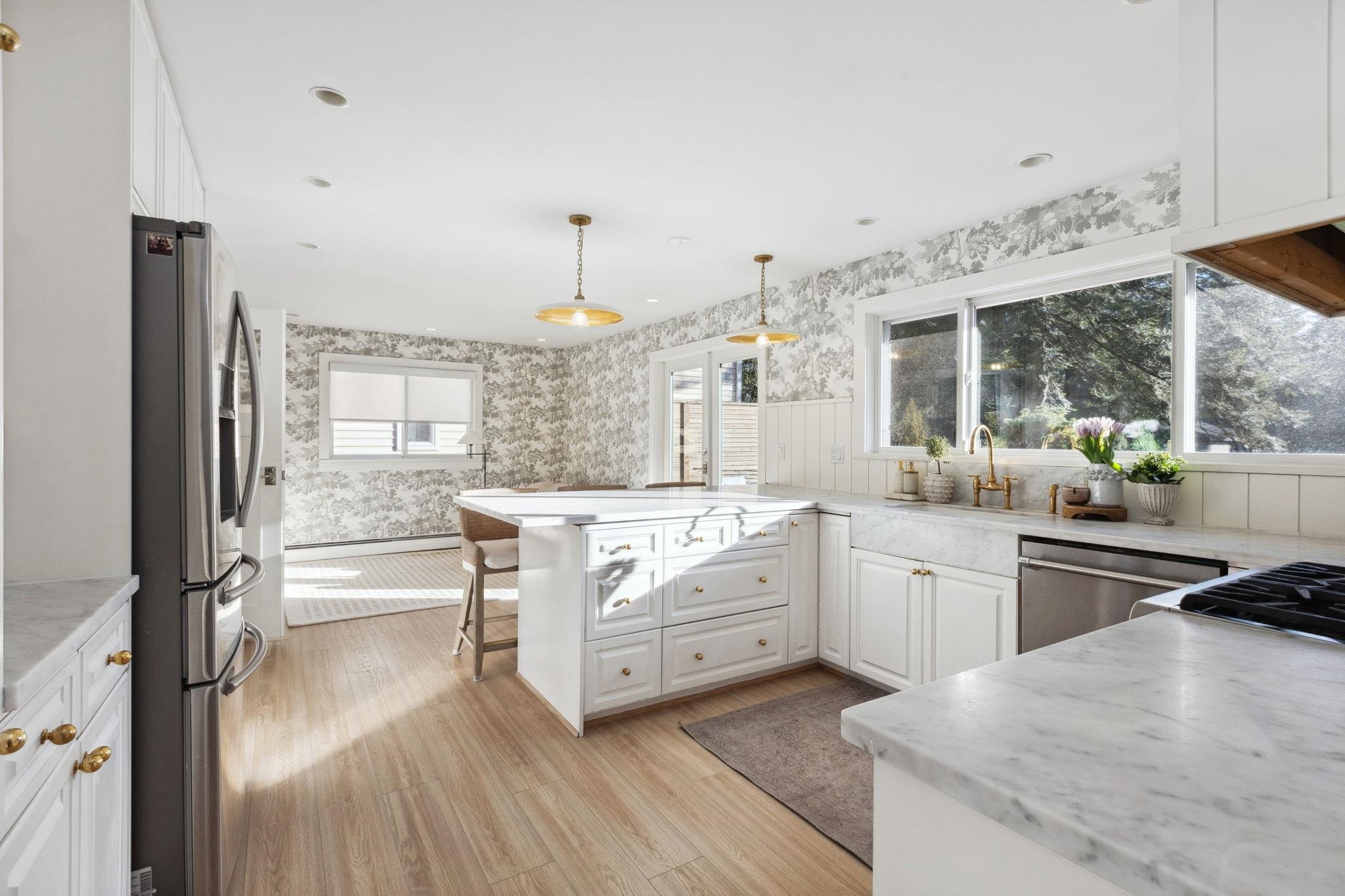 Listing image of 1157 W 23RD STREET