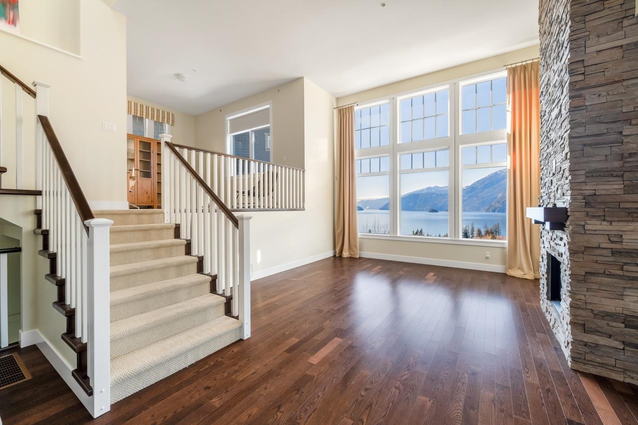 Listing image of 800 OCEAN CREST DRIVE