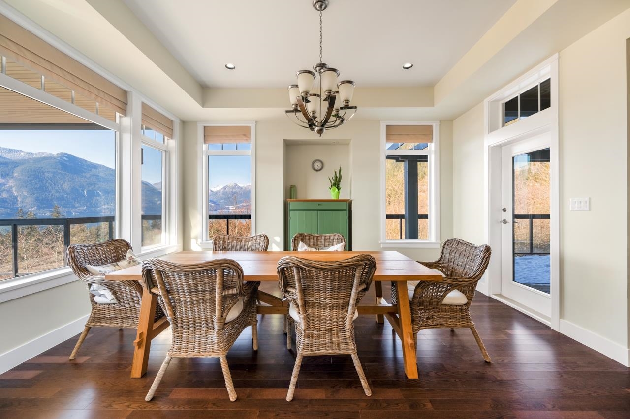 Listing image of 800 OCEAN CREST DRIVE