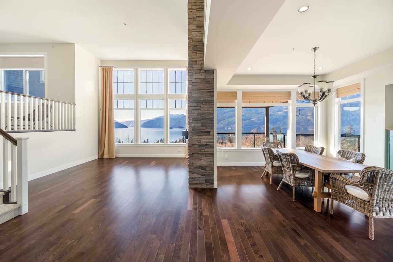 Listing image of 800 OCEAN CREST DRIVE