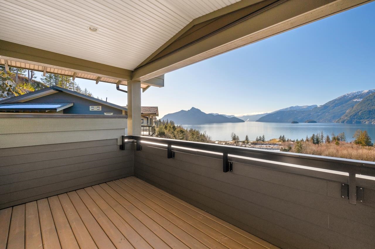 Listing image of 800 OCEAN CREST DRIVE