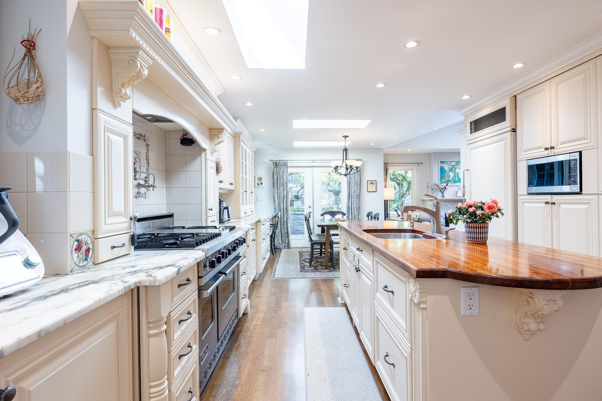 Listing image of 539 NEWCROFT PLACE