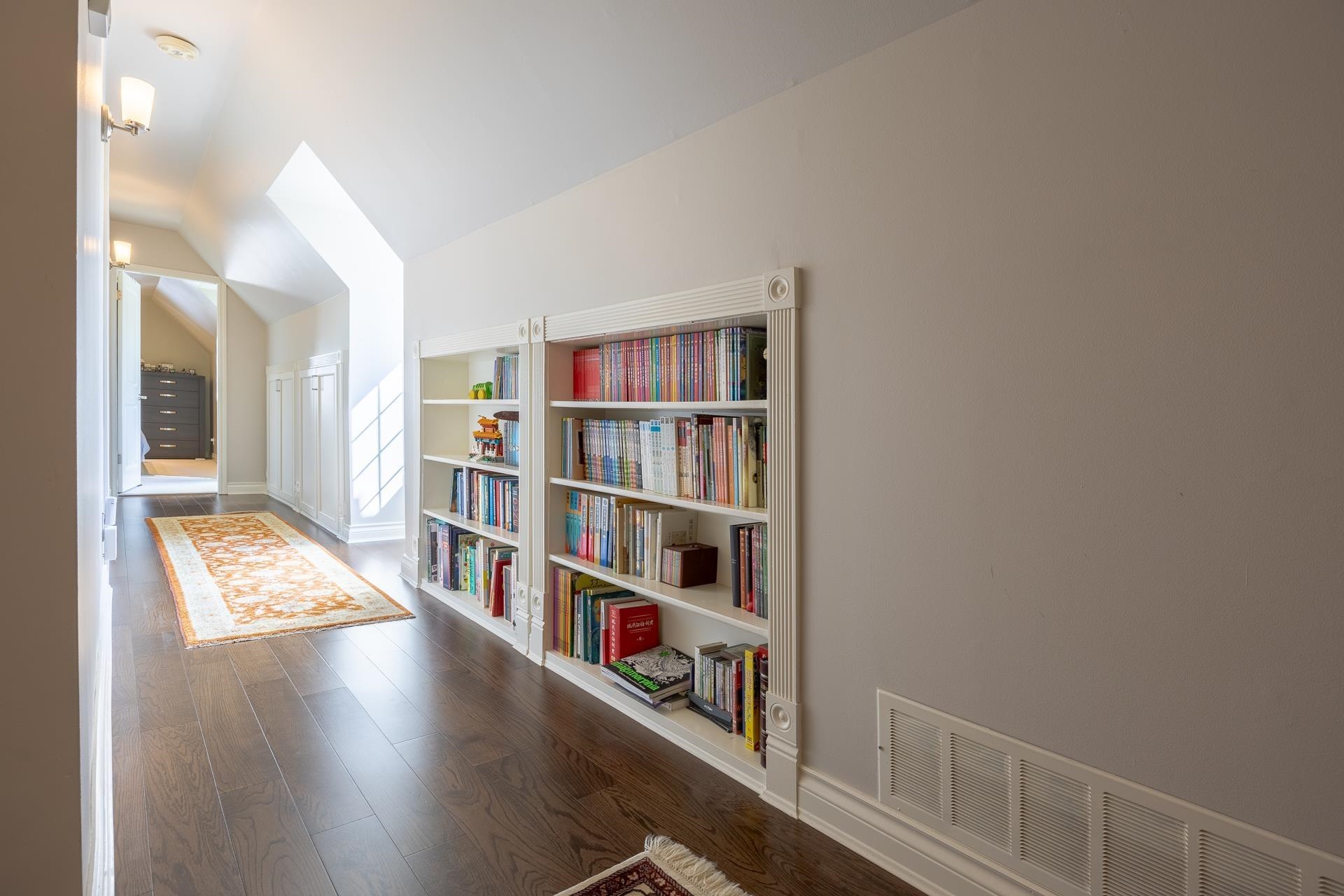 Listing image of 539 NEWCROFT PLACE