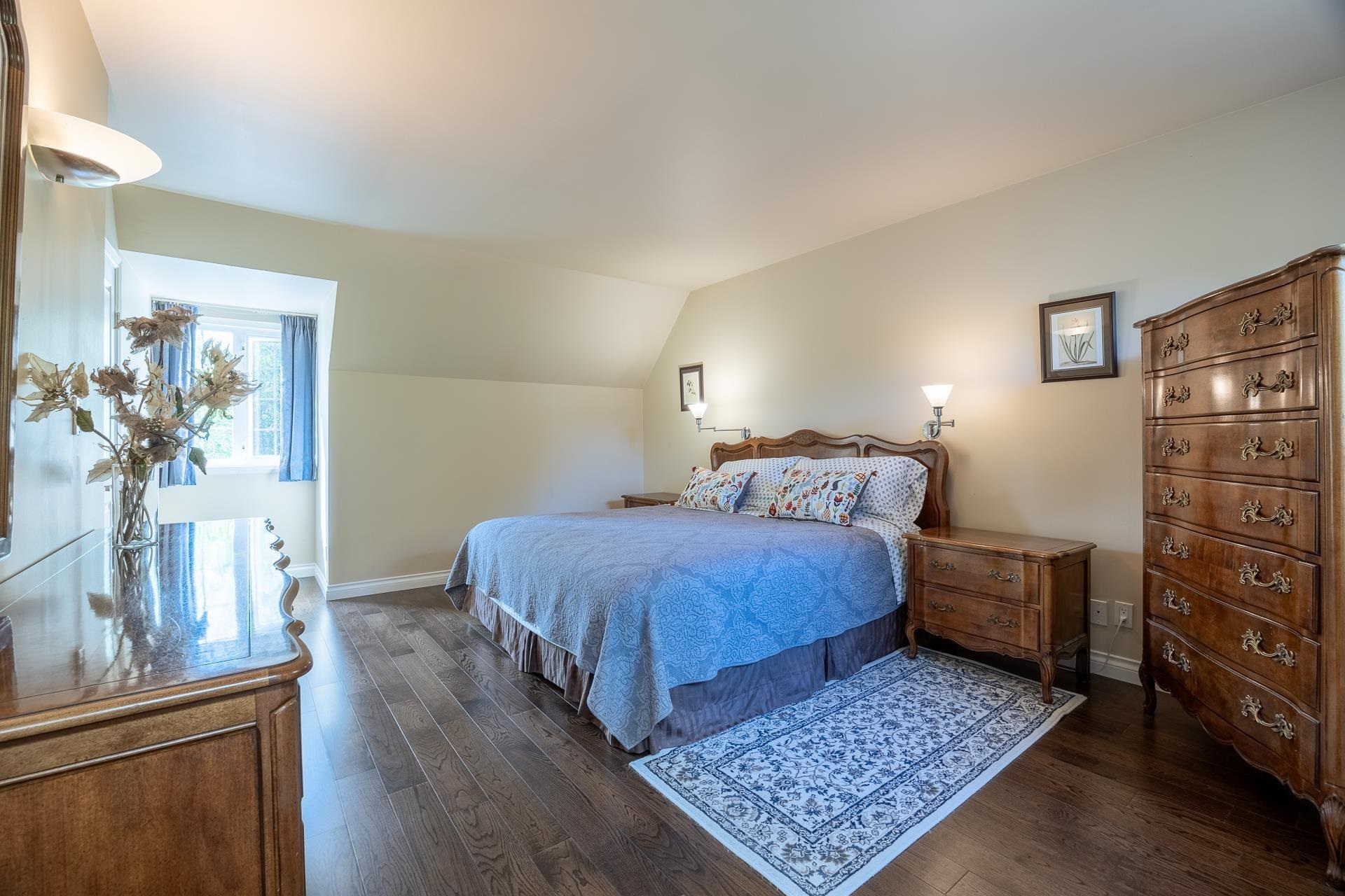 Listing image of 539 NEWCROFT PLACE