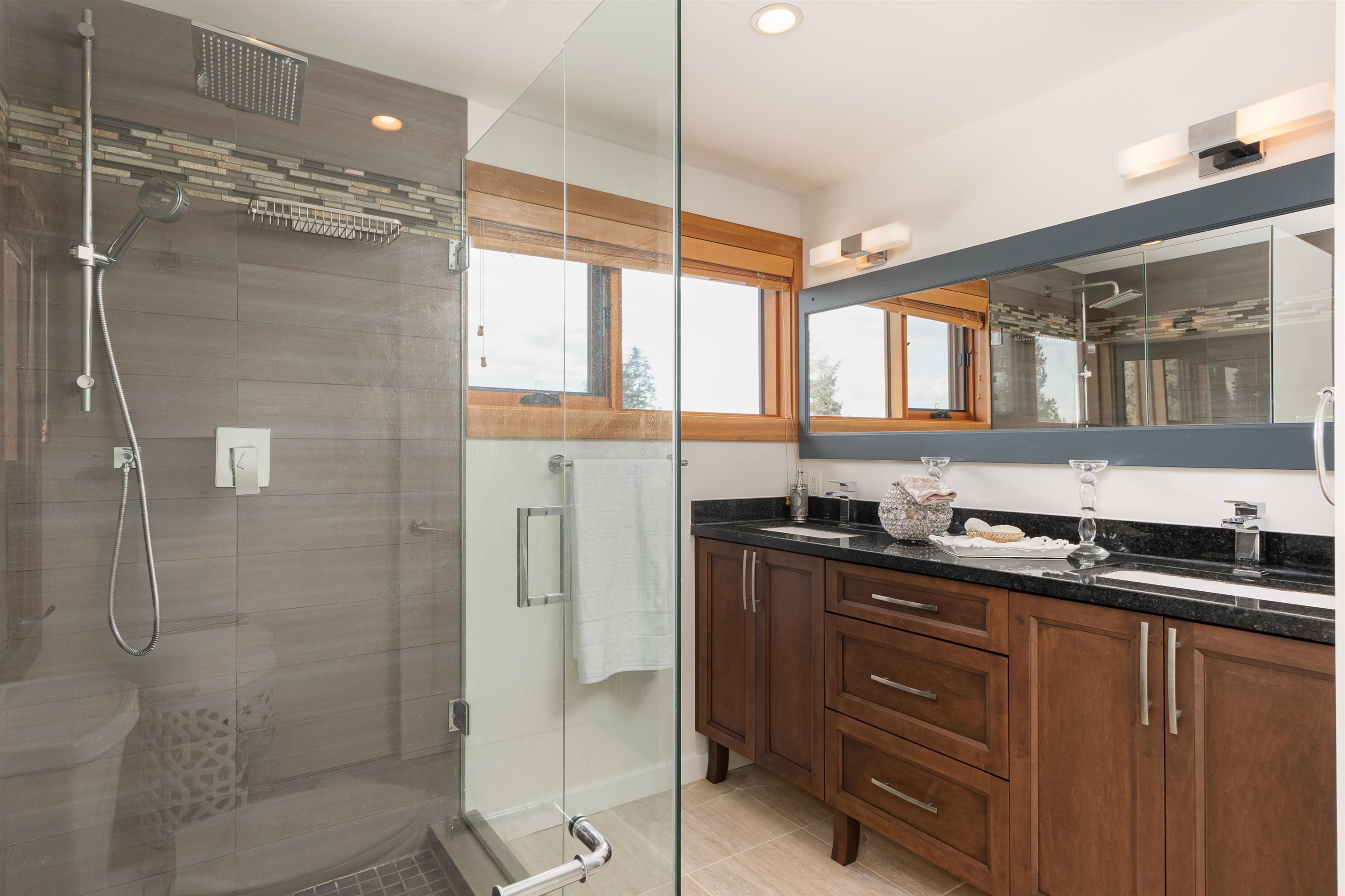 Listing image of 2436 MATHERS AVENUE