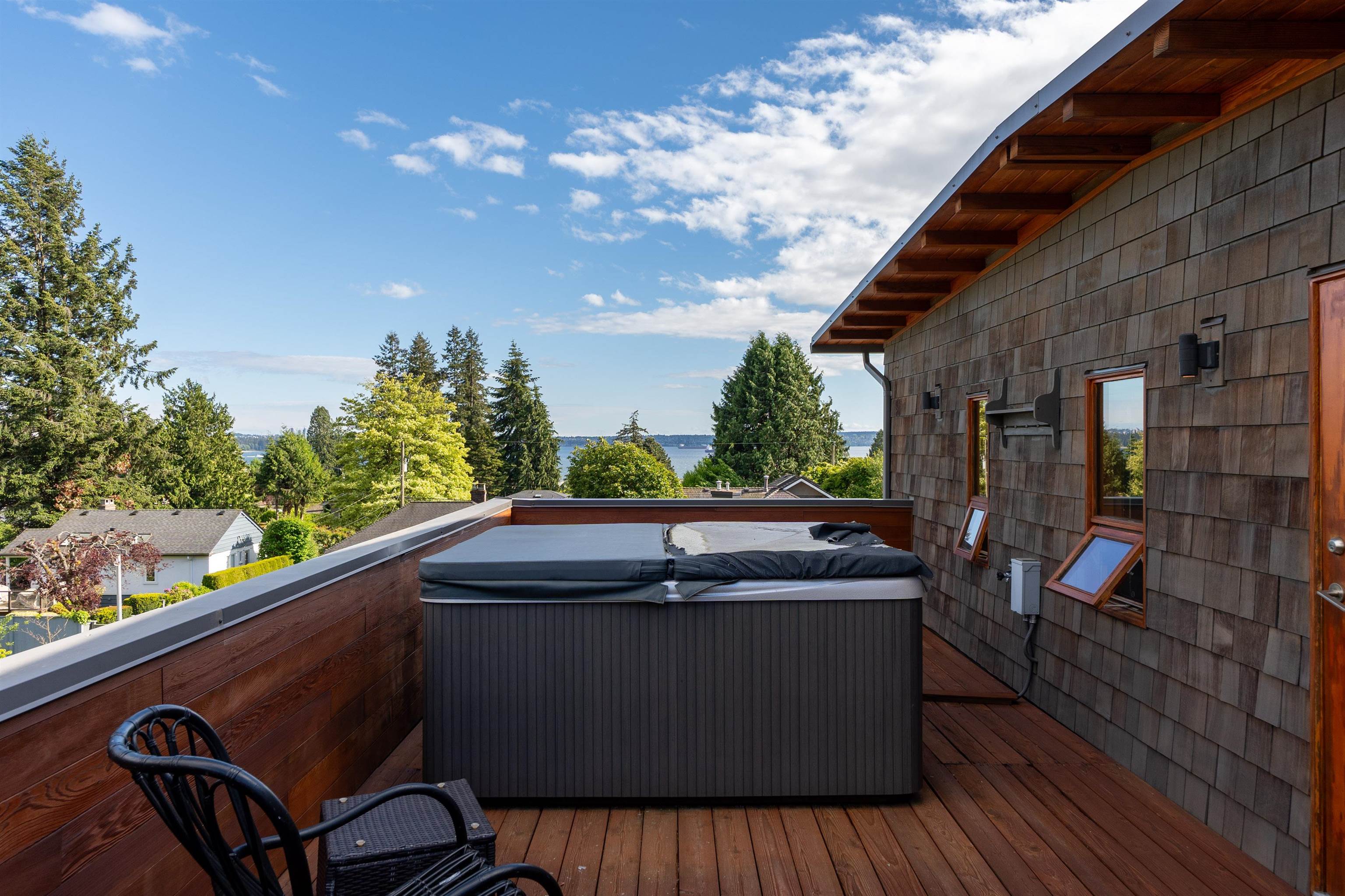Listing image of 2436 MATHERS AVENUE