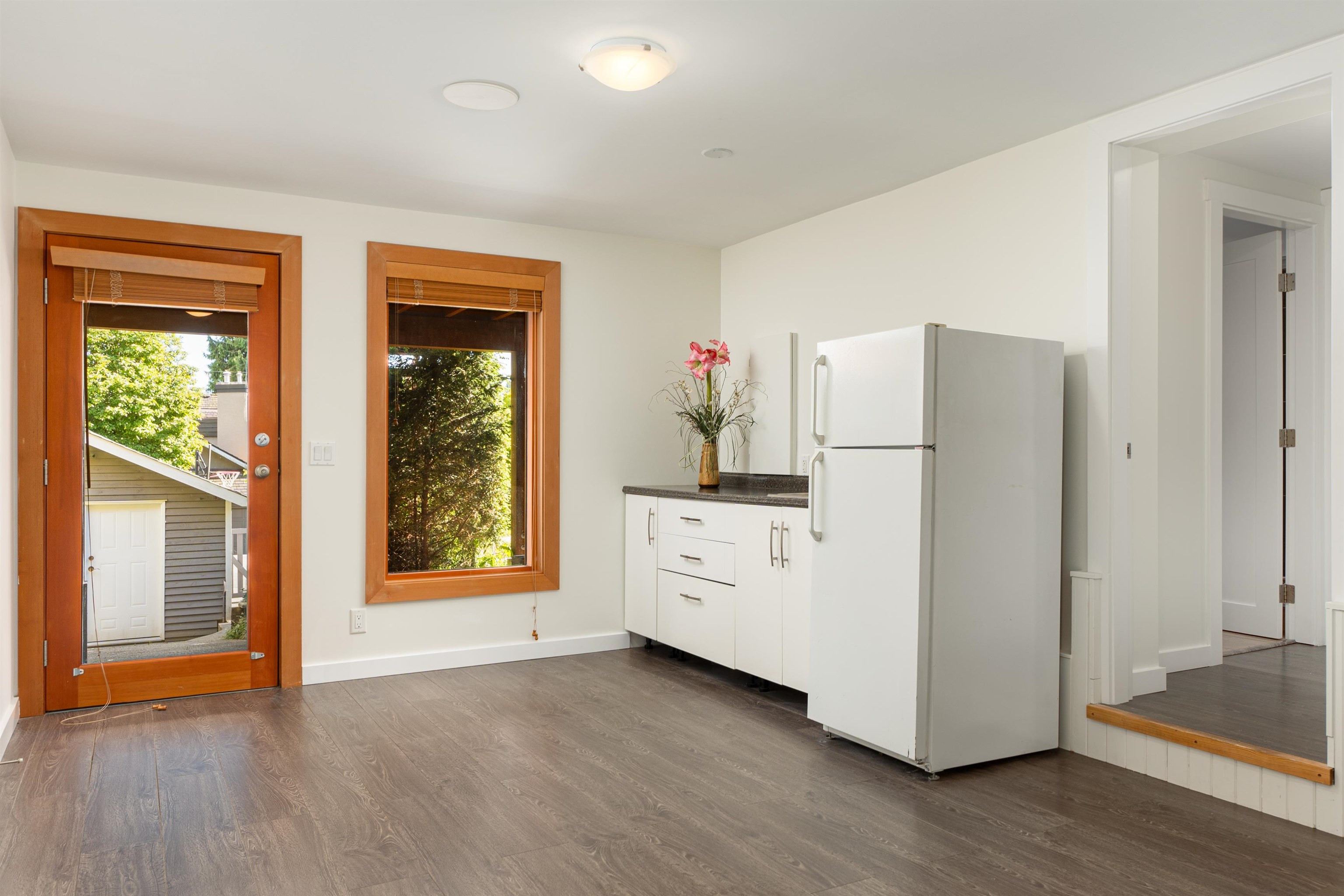 Listing image of 2436 MATHERS AVENUE