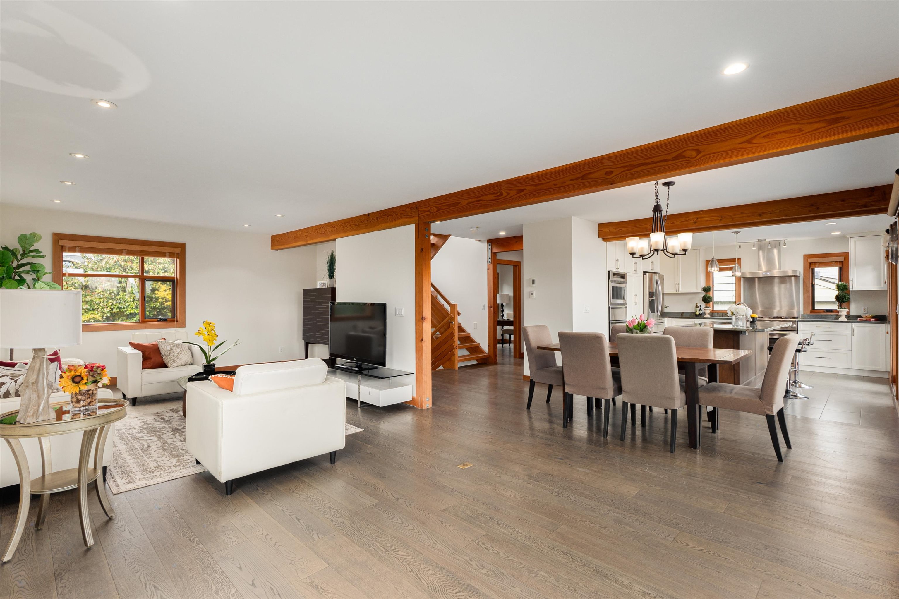 Listing image of 2436 MATHERS AVENUE