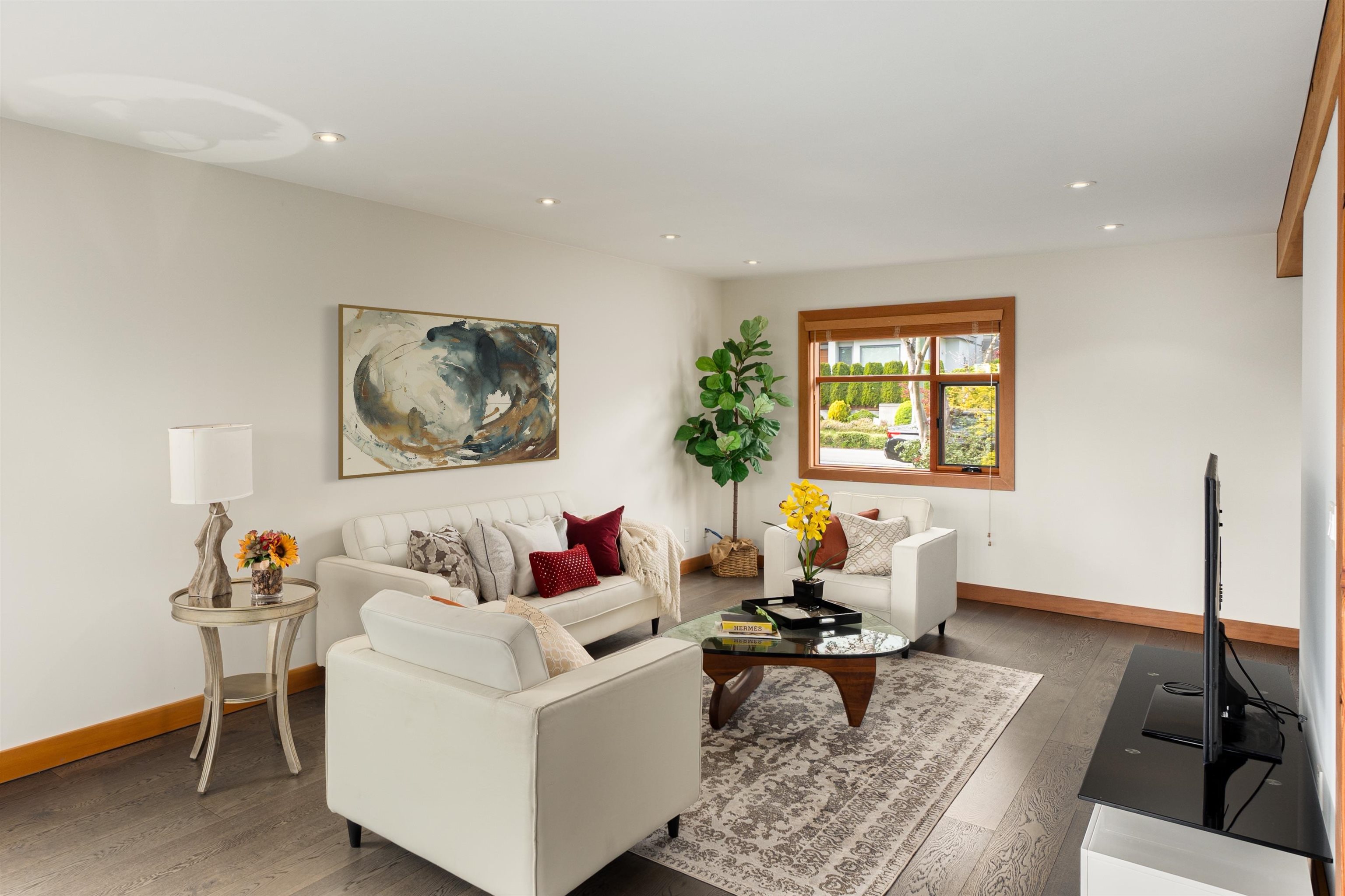 Listing image of 2436 MATHERS AVENUE