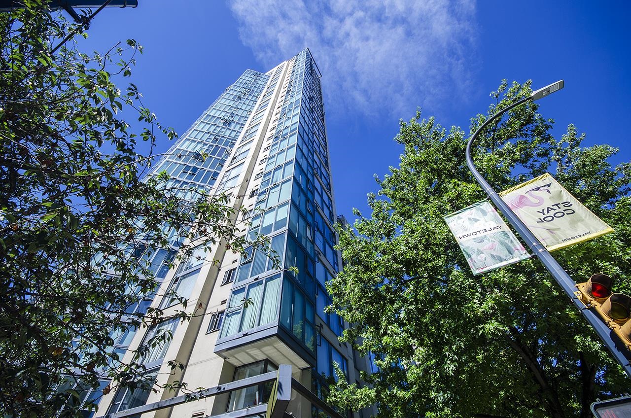 801 1155 Homer Street, Vancouver | City Crest Condo | MLS# R2963671 |  YouLive.ca