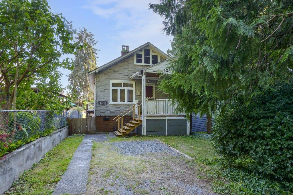 Listing image of 535 W 15TH STREET