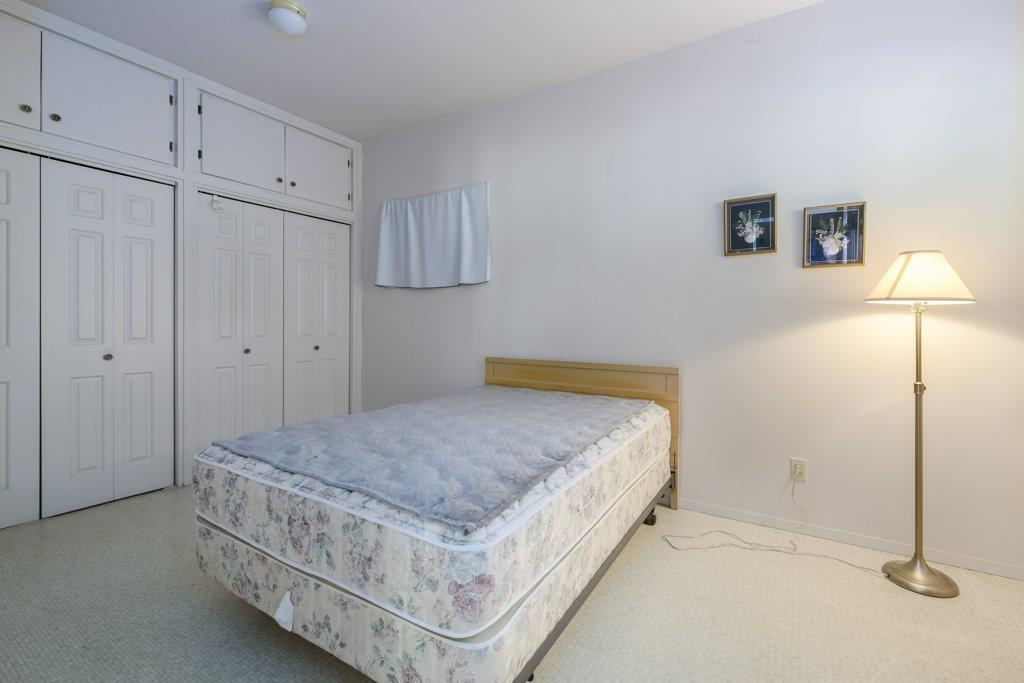 Listing image of 535 W 15TH STREET