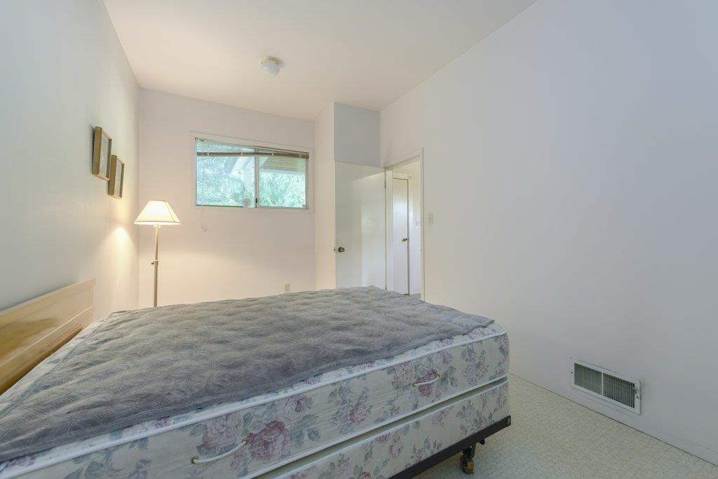 Listing image of 535 W 15TH STREET