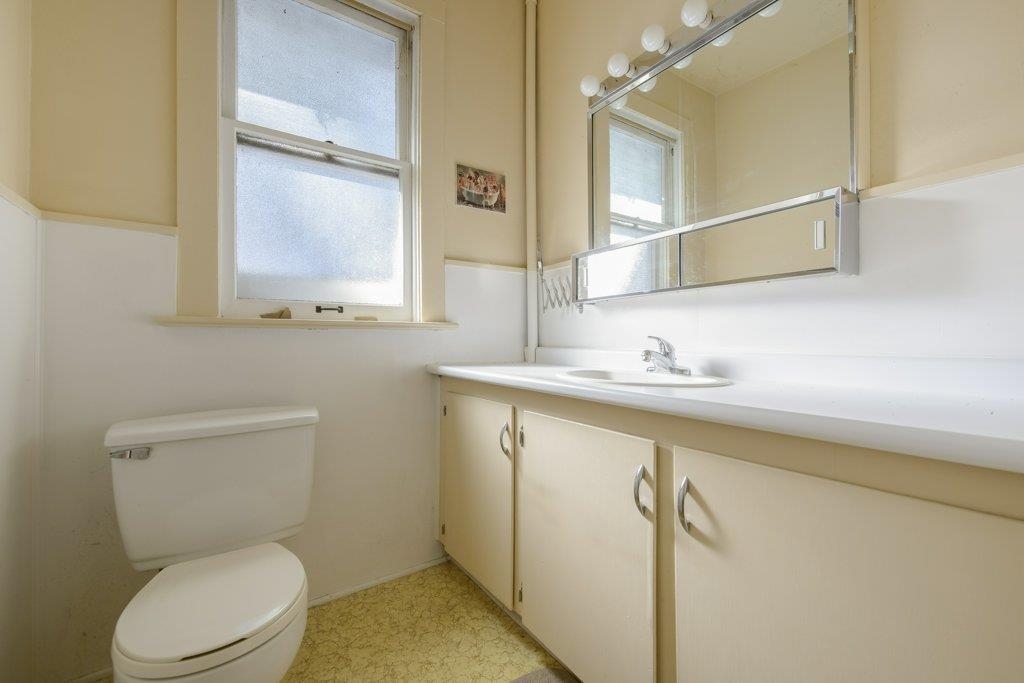 Listing image of 535 W 15TH STREET