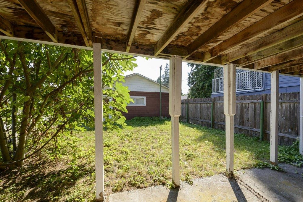 Listing image of 535 W 15TH STREET