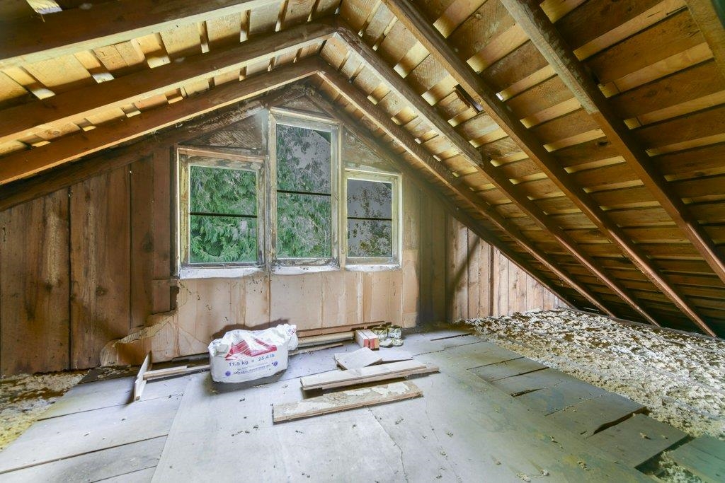 Listing image of 535 W 15TH STREET