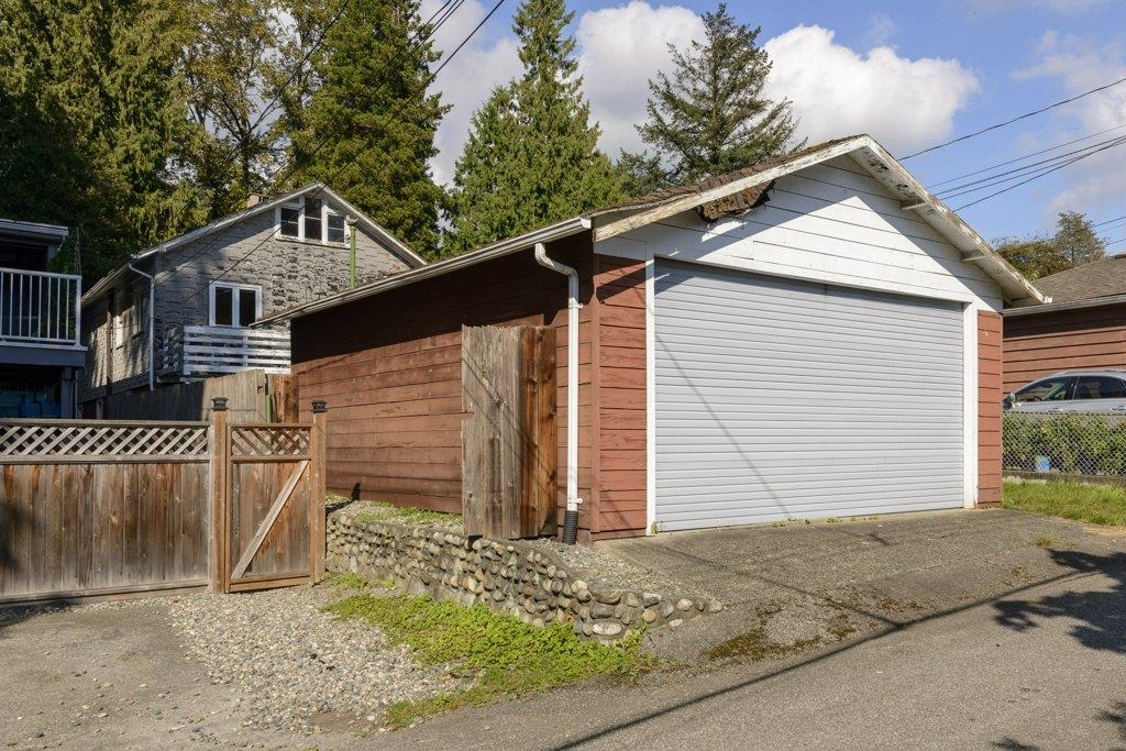 Listing image of 535 W 15TH STREET