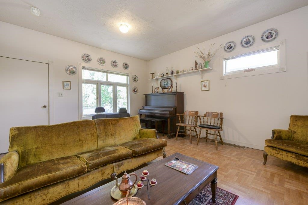 Listing image of 535 W 15TH STREET