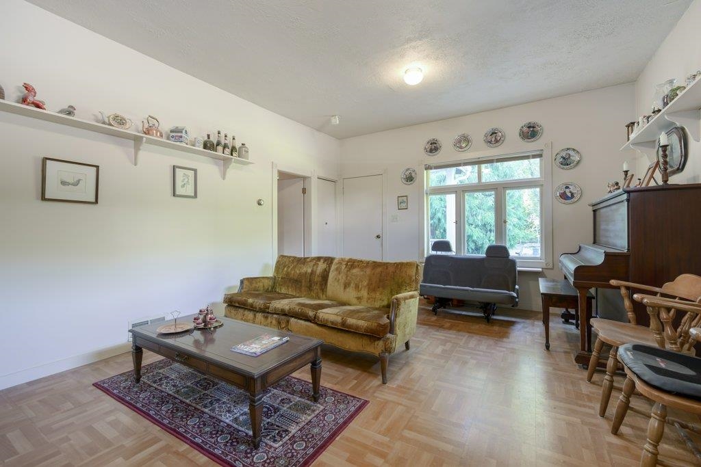 Listing image of 535 W 15TH STREET
