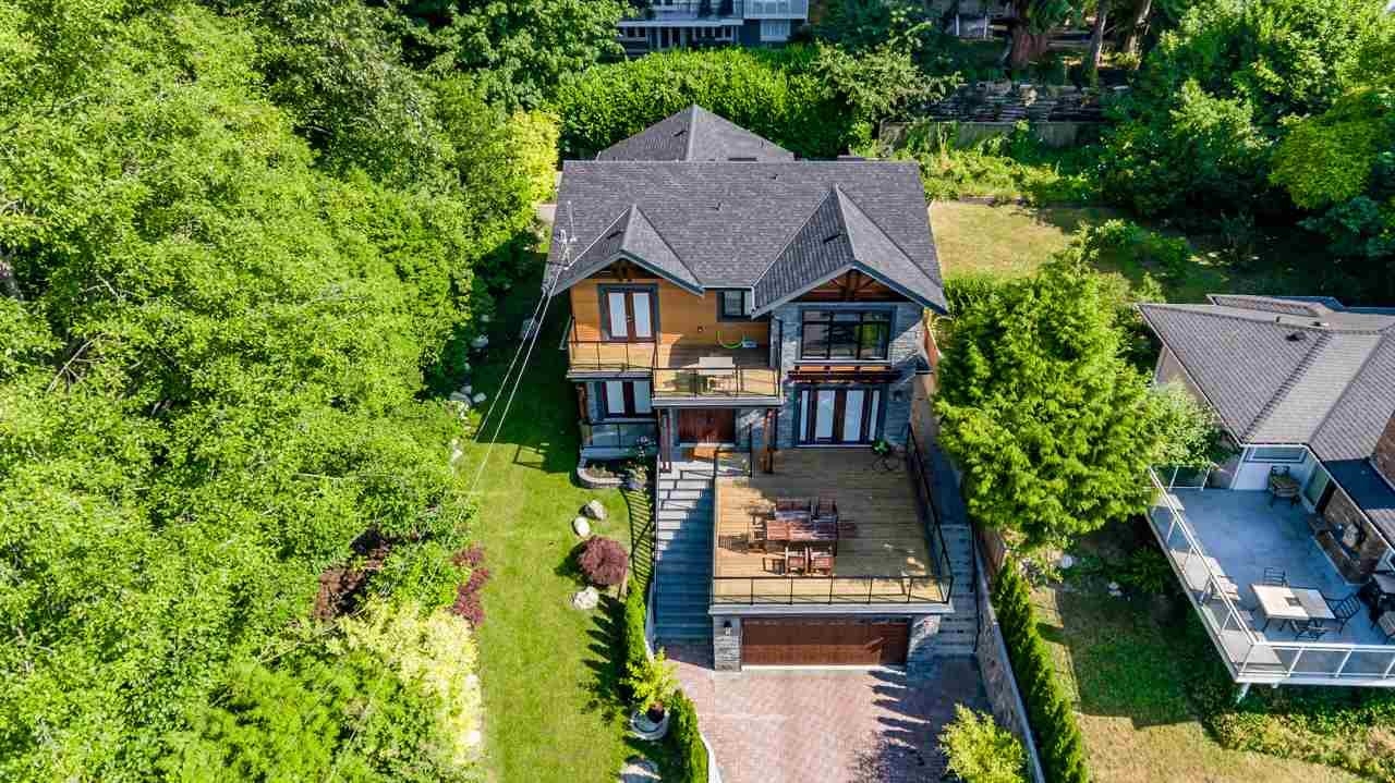 Listing image of 2479 OTTAWA AVENUE