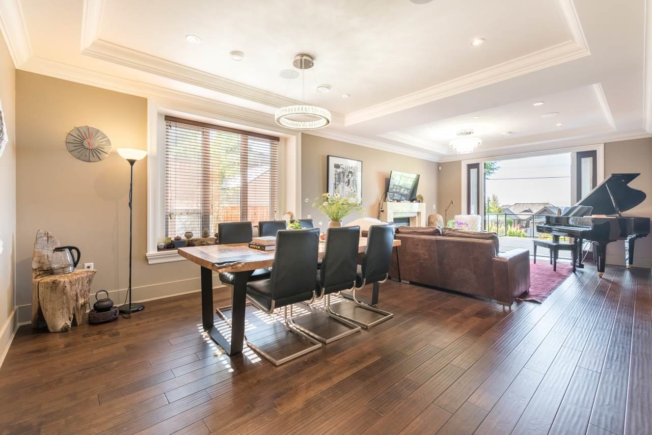Listing image of 2479 OTTAWA AVENUE